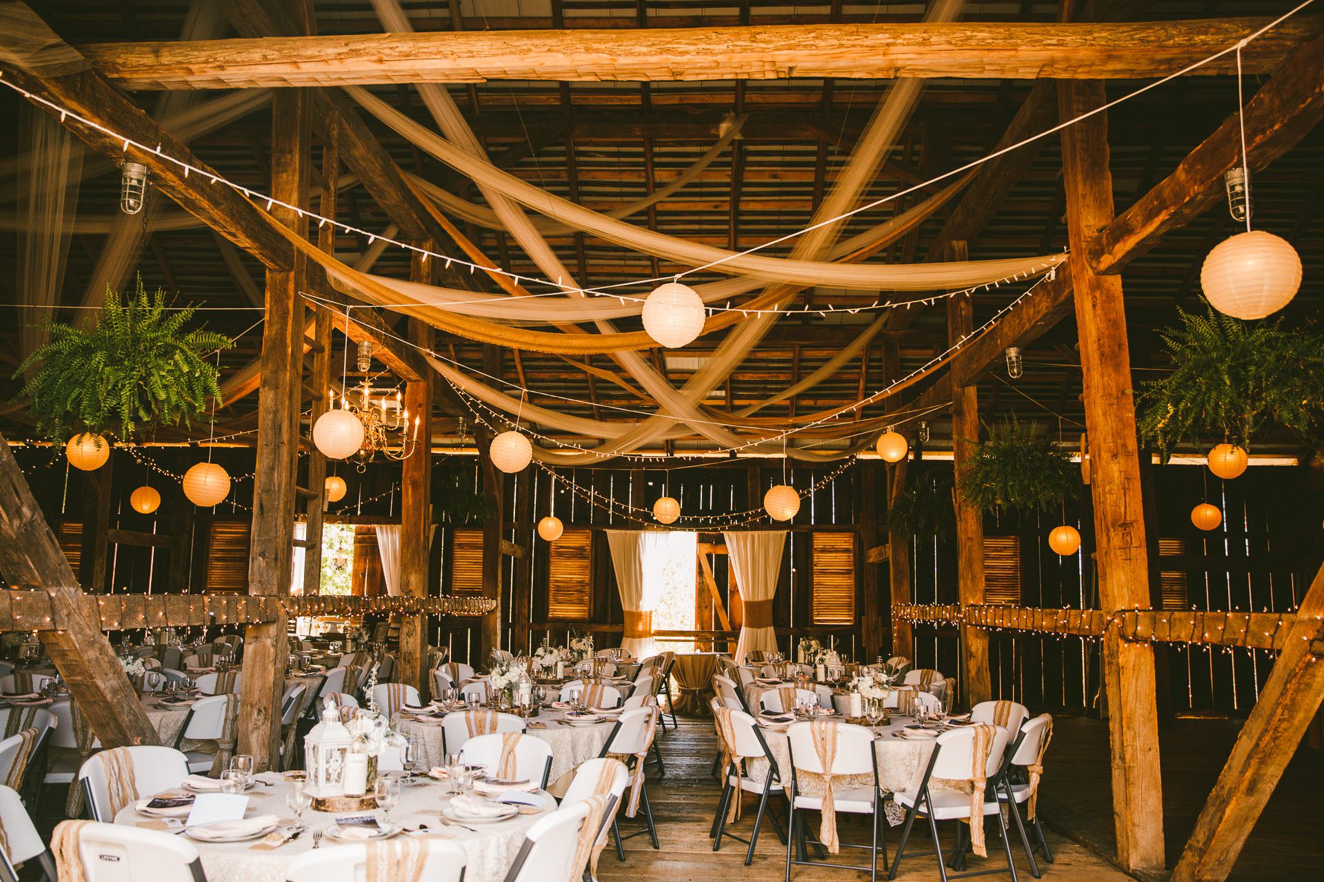 Gish Barn Rustic Chic Wedding Photographer in Ohio 103.jpg