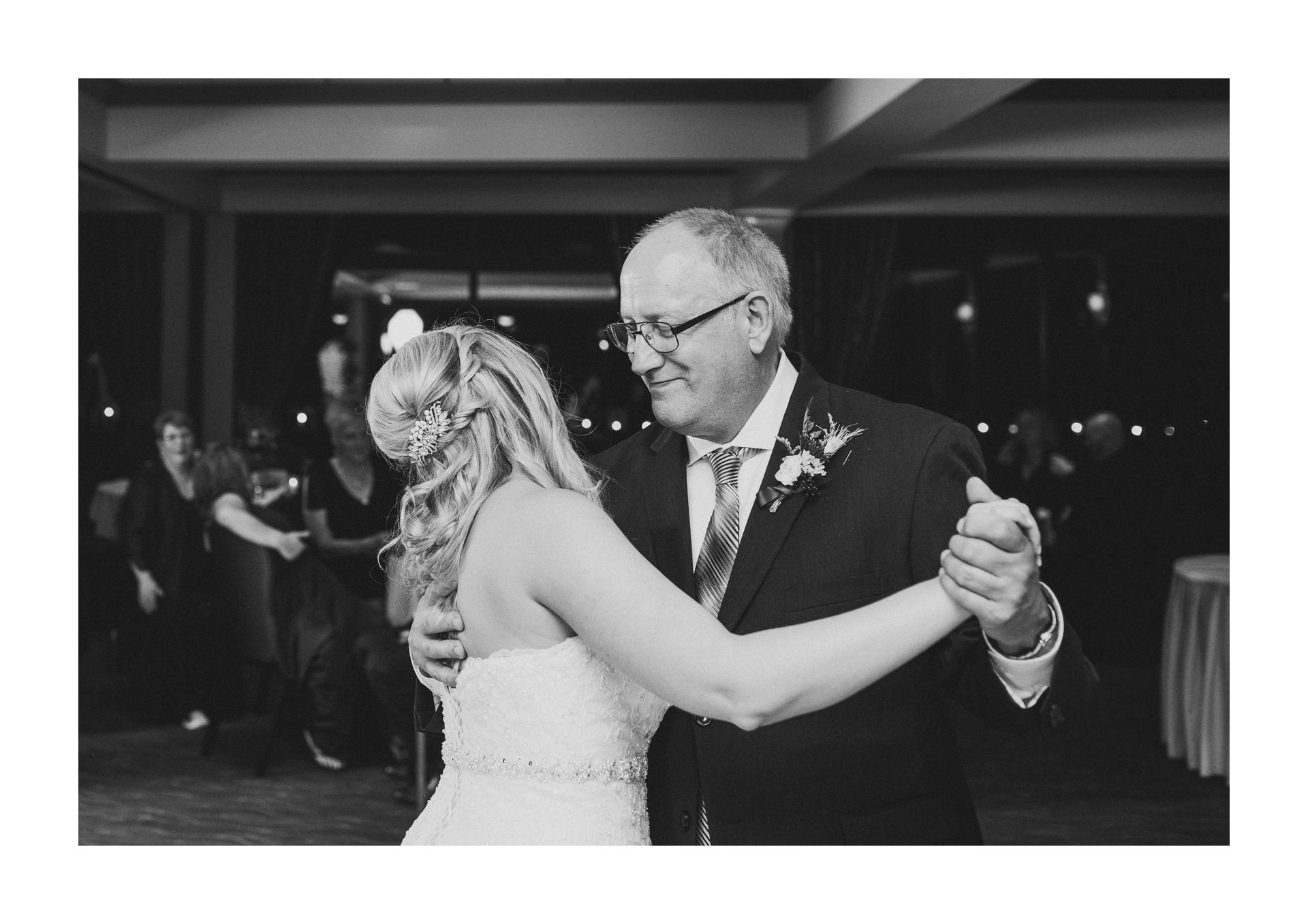 Firestone Country Club Wedding Photographer in Akron 77.jpg