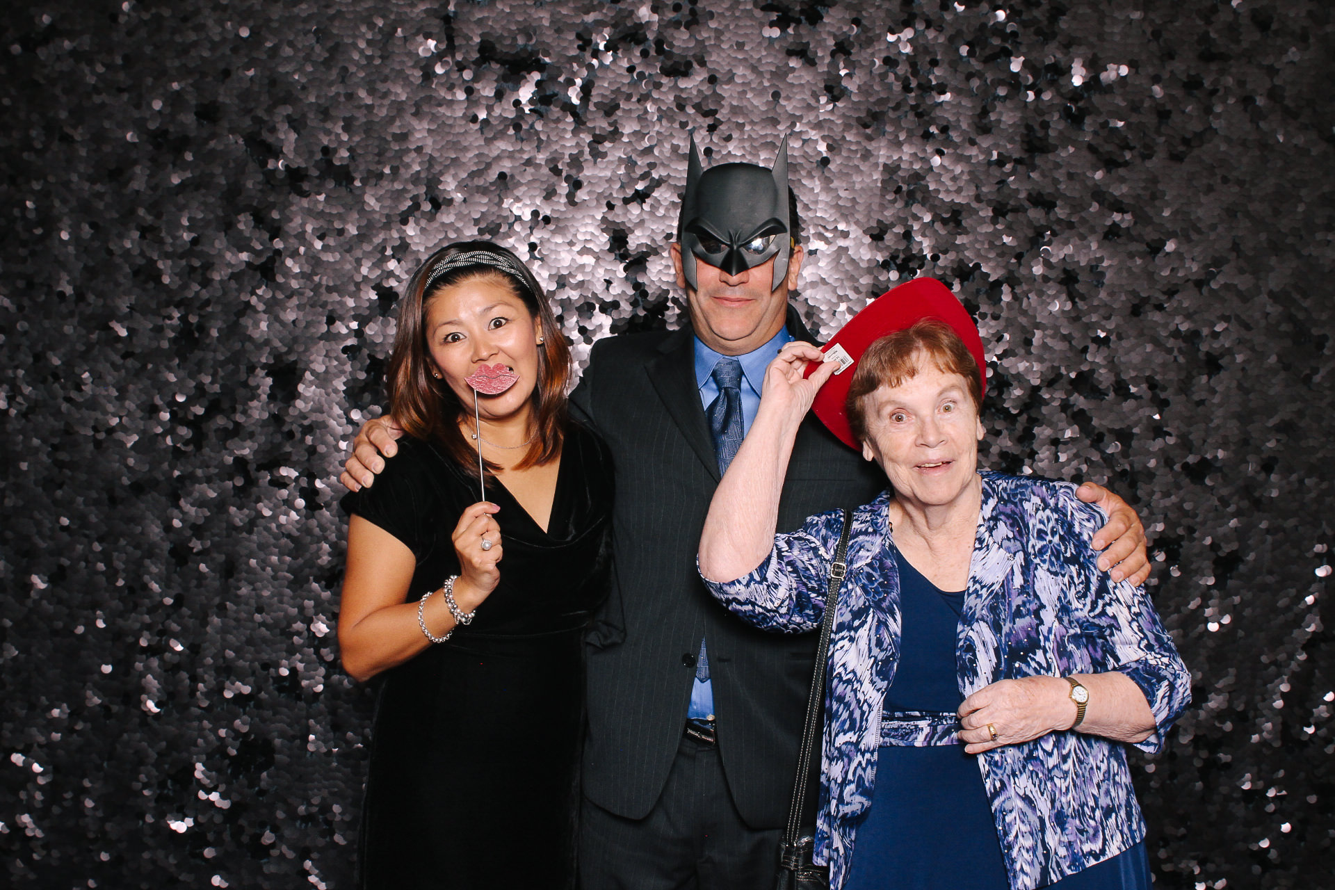 00031 Hilton Downtown Cleveland Wedding Photobooth.jpg