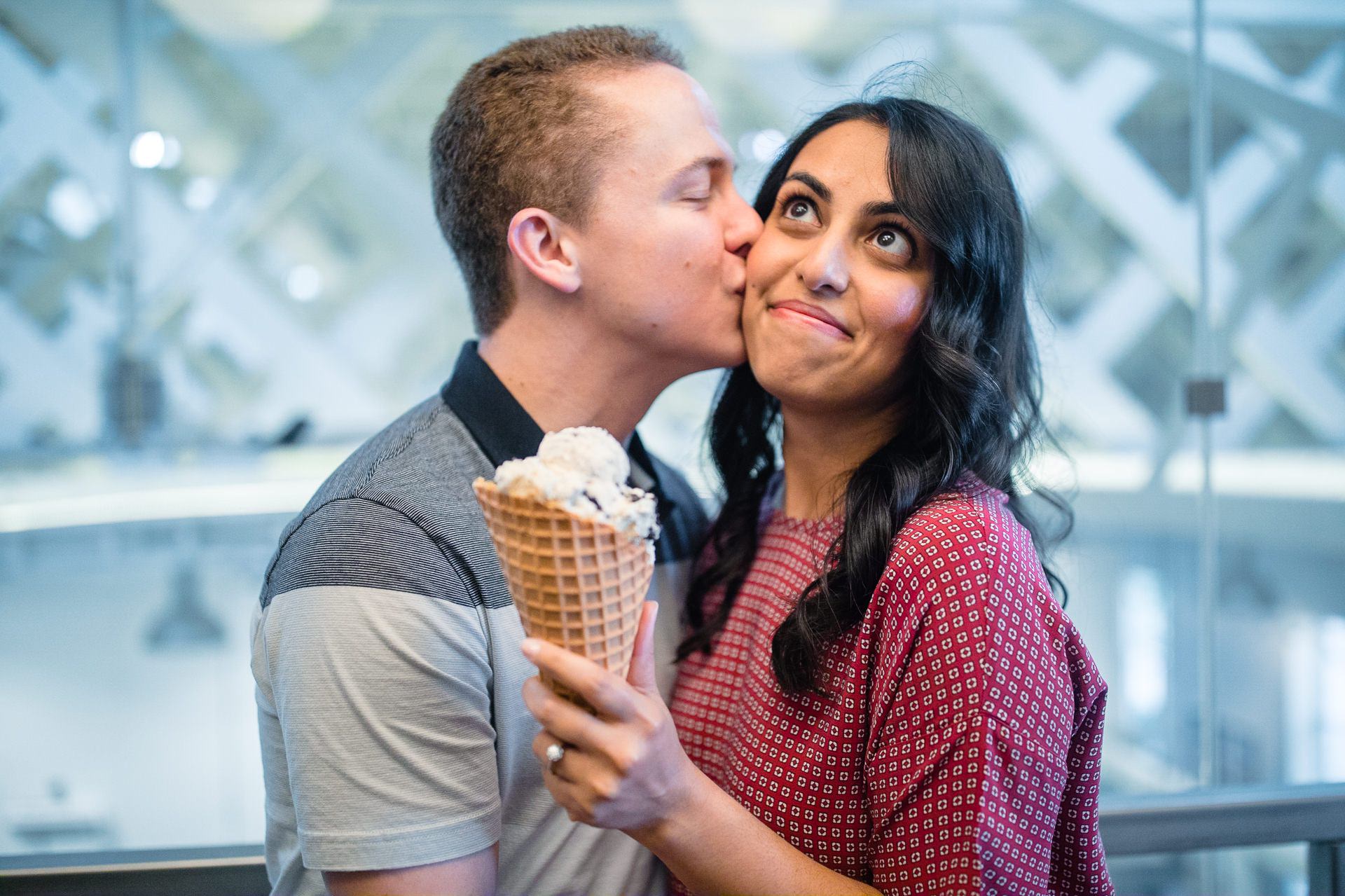 Cleveland Edgewater Beach Engagement Session 8.jpg