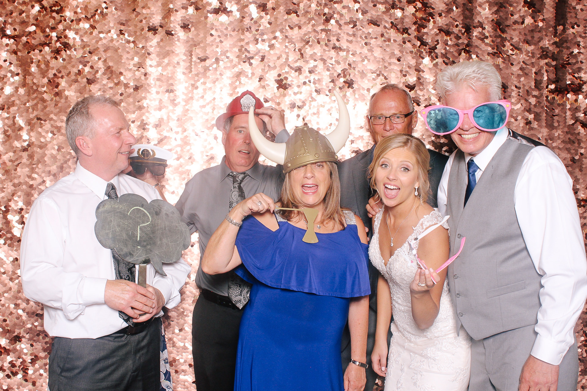 00298 Astrodome of Parma Wedding Photobooth.jpg