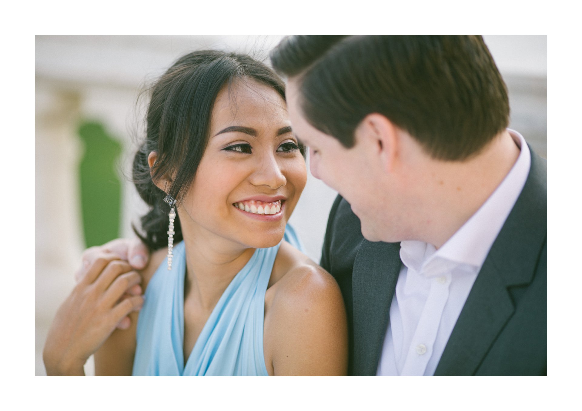 Cleveland Engagement Photographer 5.jpg