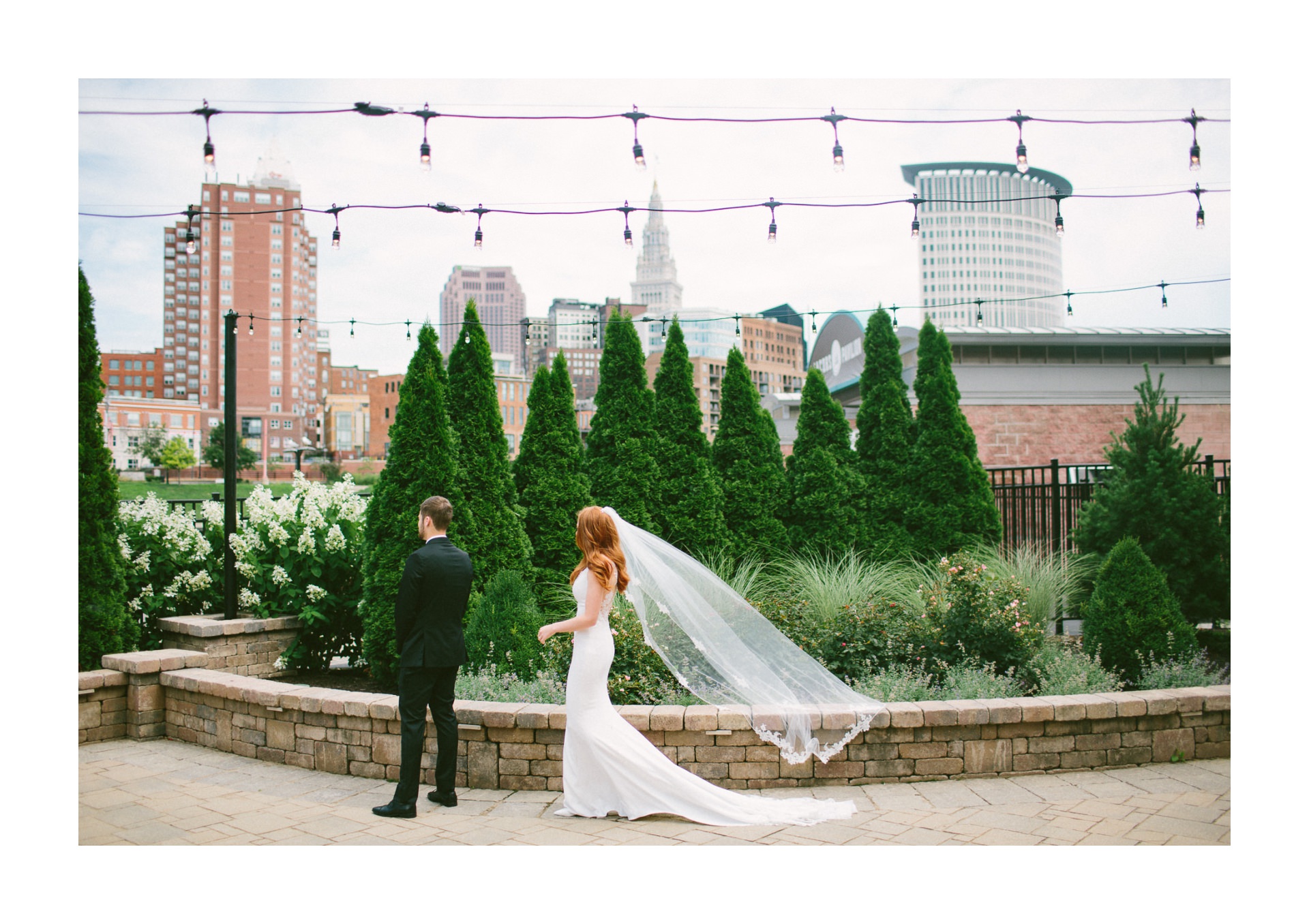 Windows on the River Wedding Photographer in Cleveland 1 15.jpg