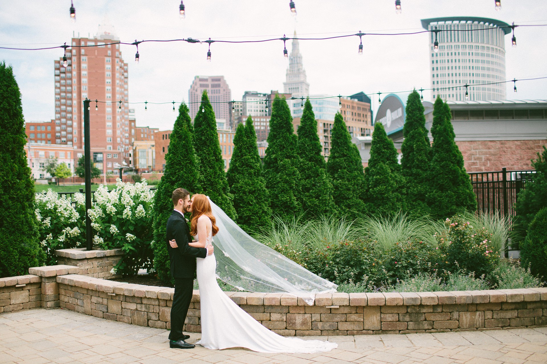 Windows on the River Wedding Photographer in Cleveland 1 18.jpg