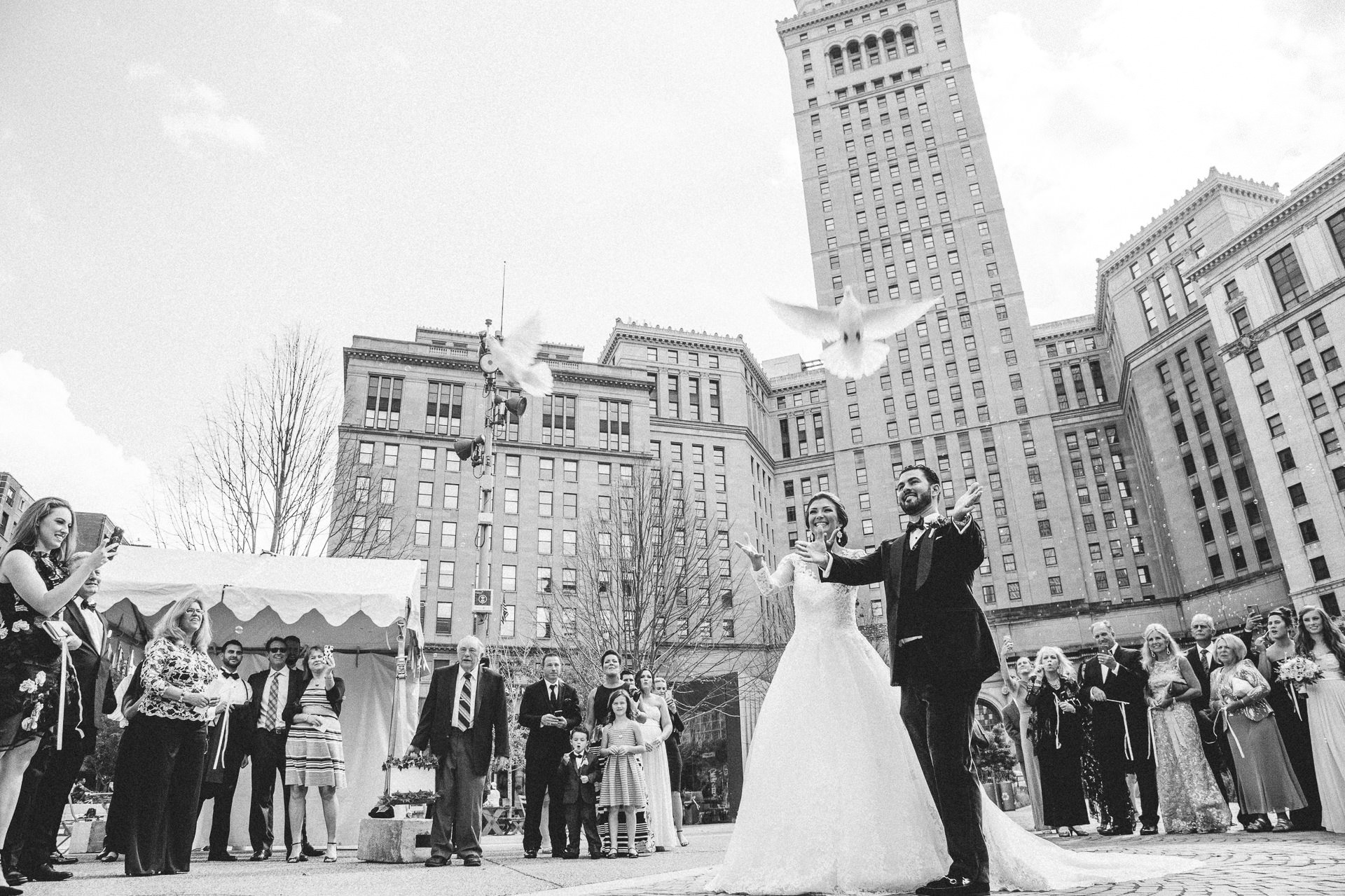 Renaissance Hotel Wedding Photos in Cleveland 2 33.jpg