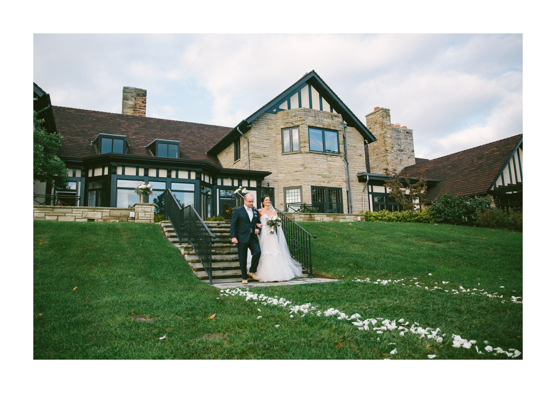 Wedding at Kirtland Country Club in Willoughby 2 43.jpg