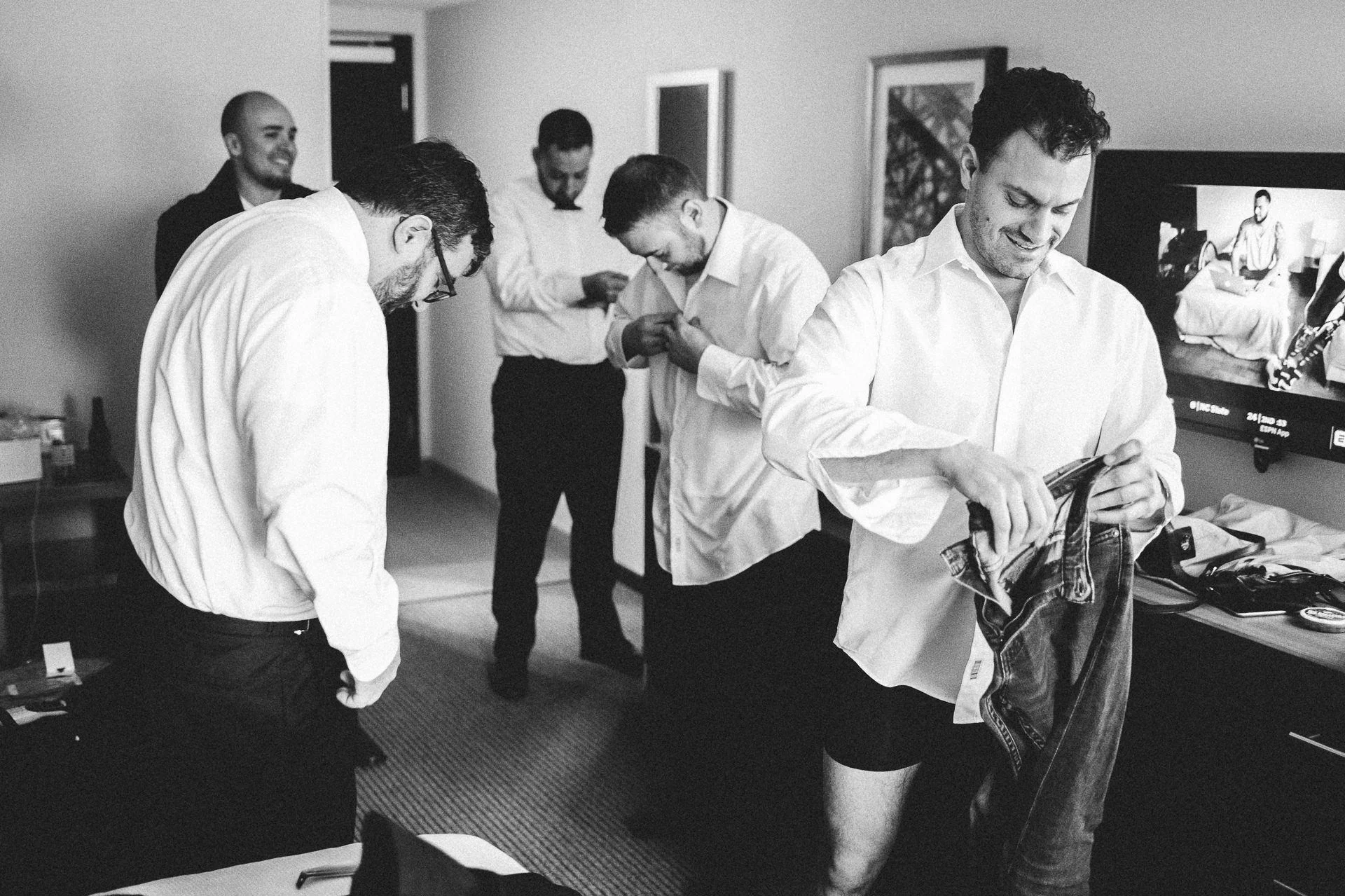 Lake Erie Buidling Wedding Photographer in Lakewood 1 18.jpg