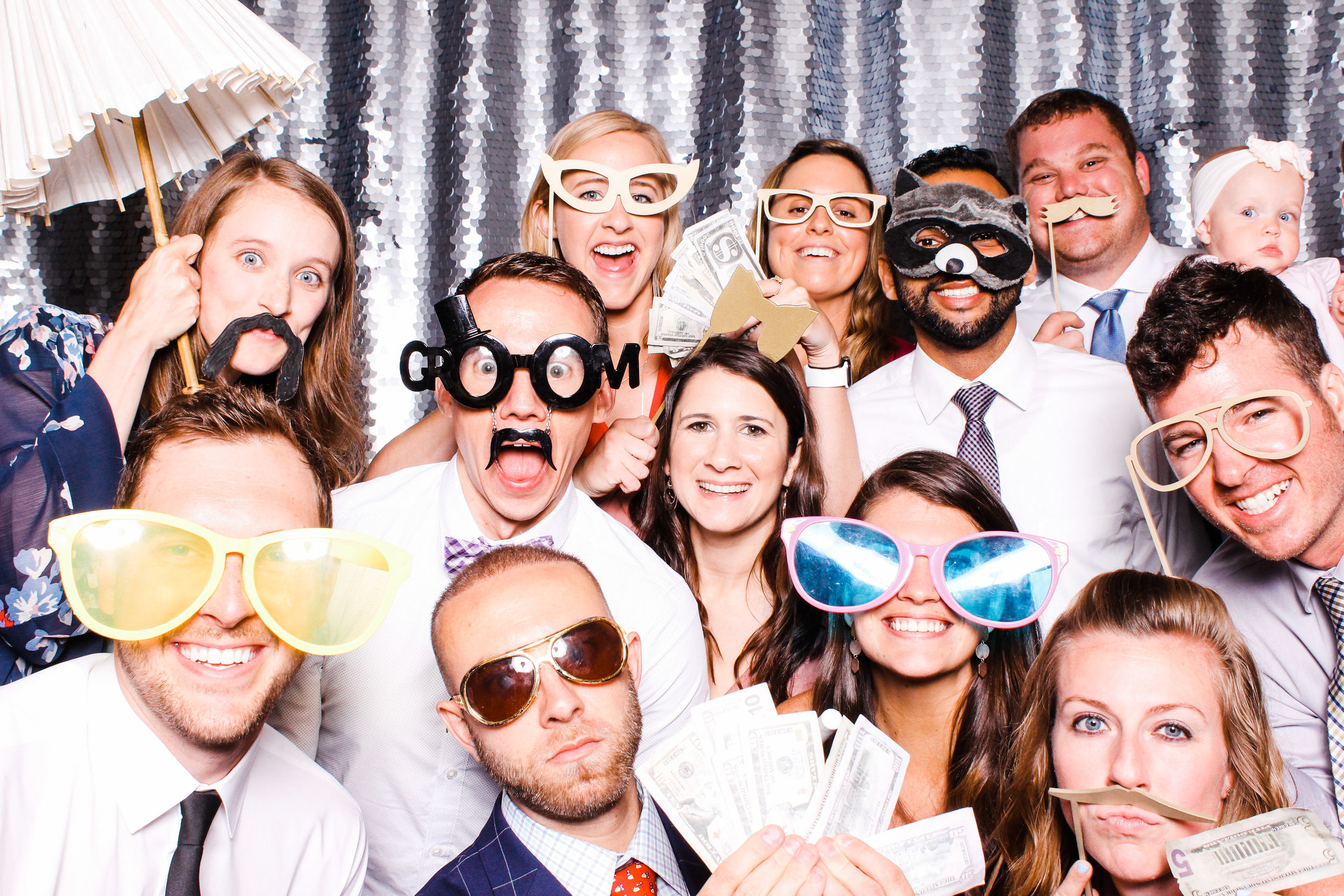 0209 Best Cleveland Photobooth Company.jpg