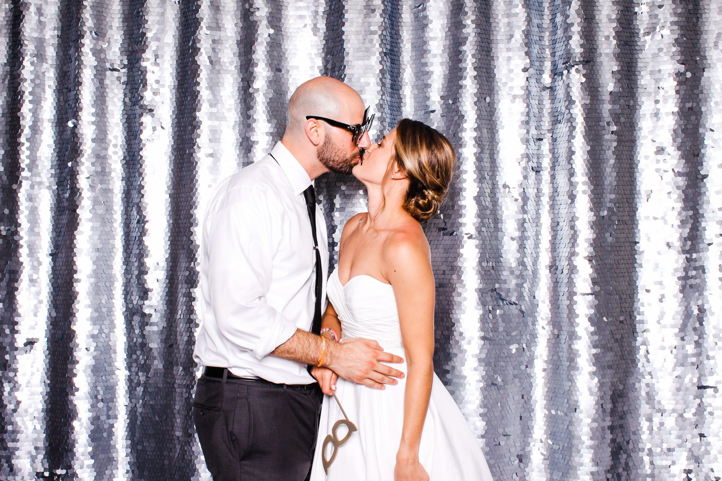 0351 Best Cleveland Photobooth Company.jpg