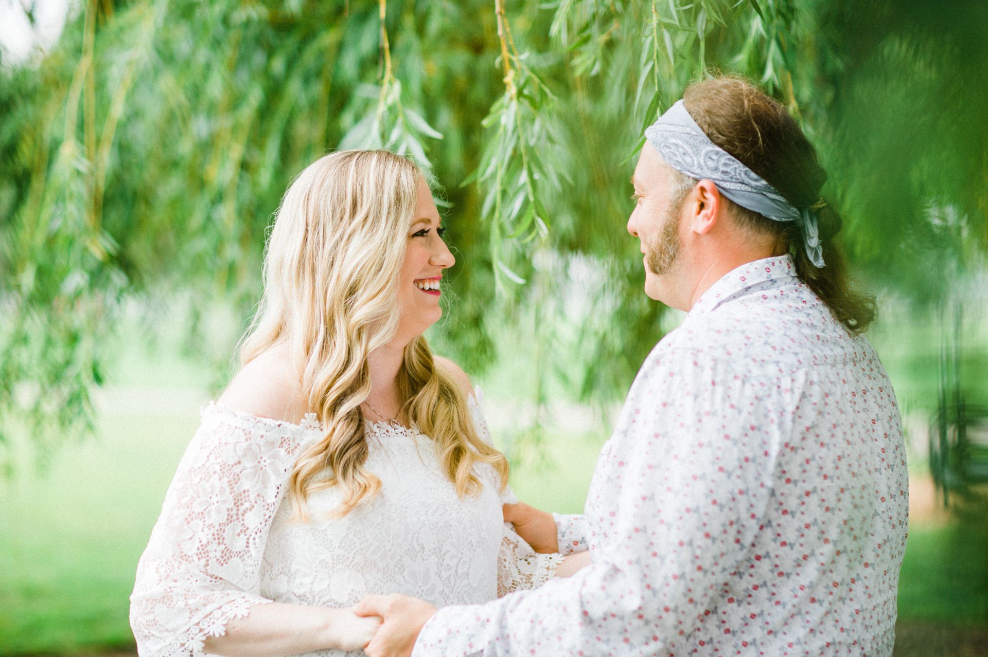 Cleveland Engagement Photographer 10.jpg