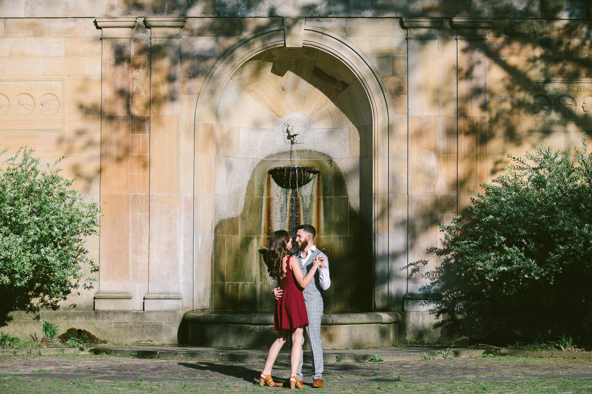 Flats East Bank Engagement Photos 1.jpg