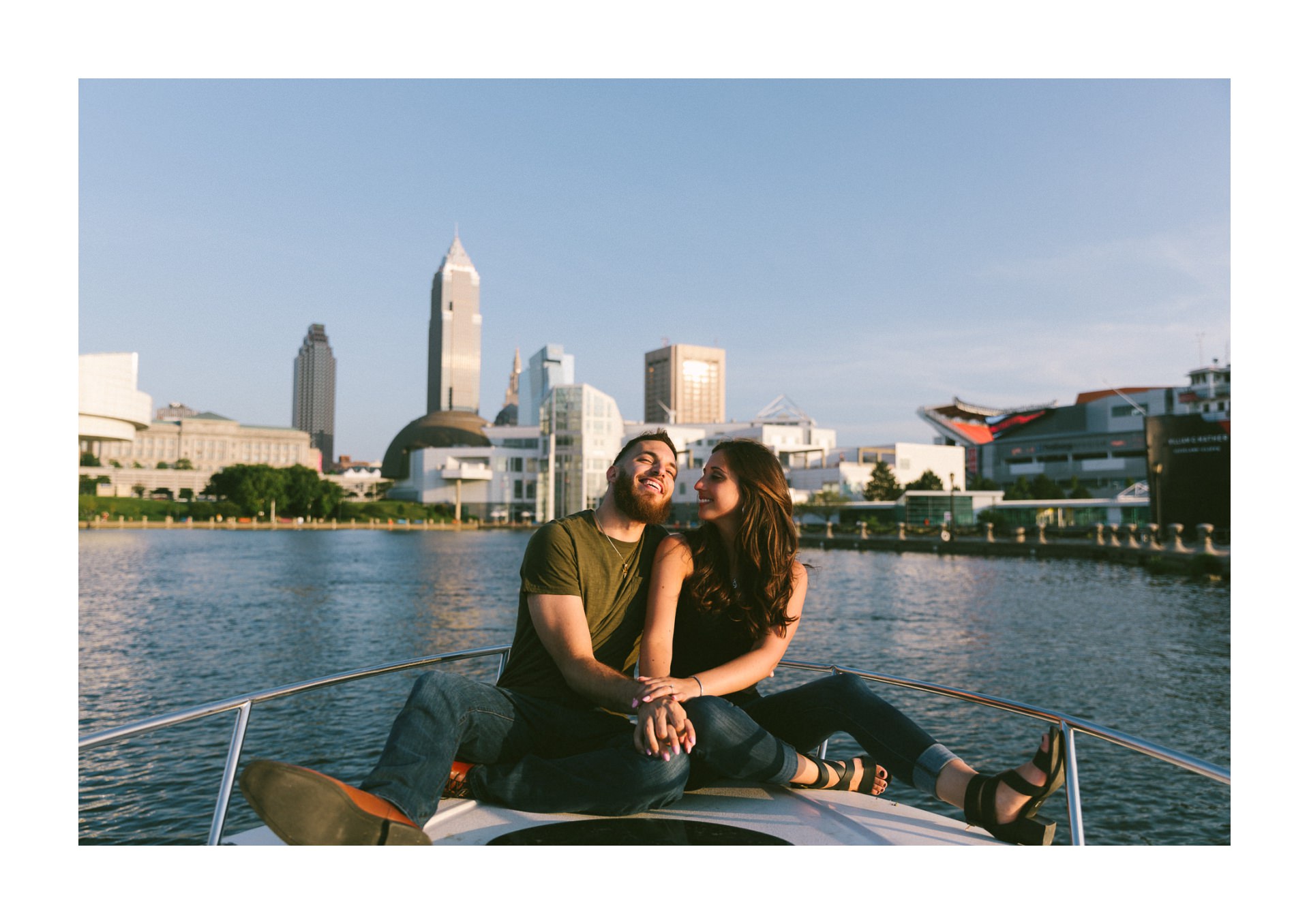 Flats East Bank Engagement Photos 14.jpg