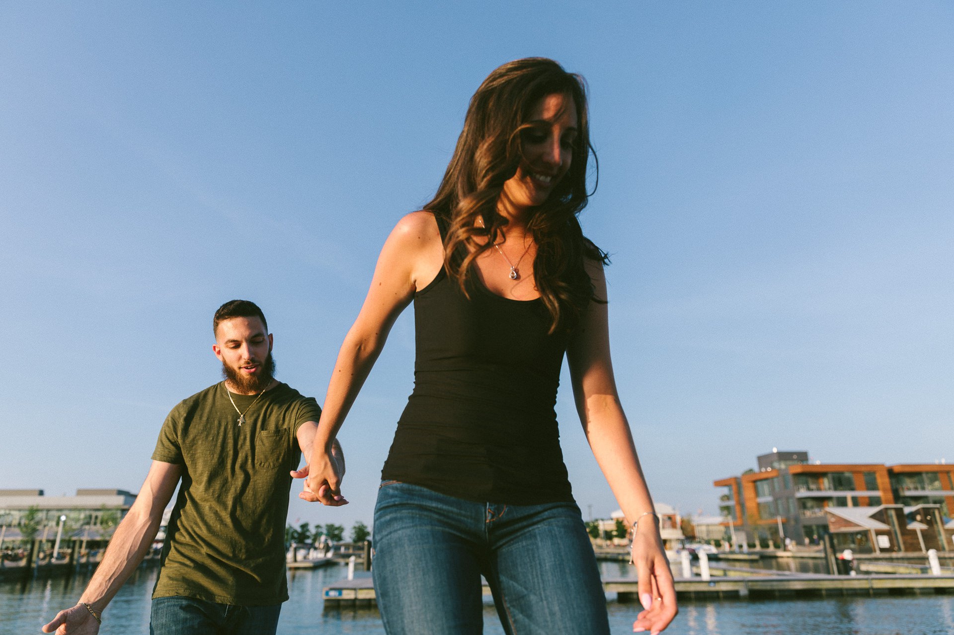 Flats East Bank Engagement Photos 15.jpg