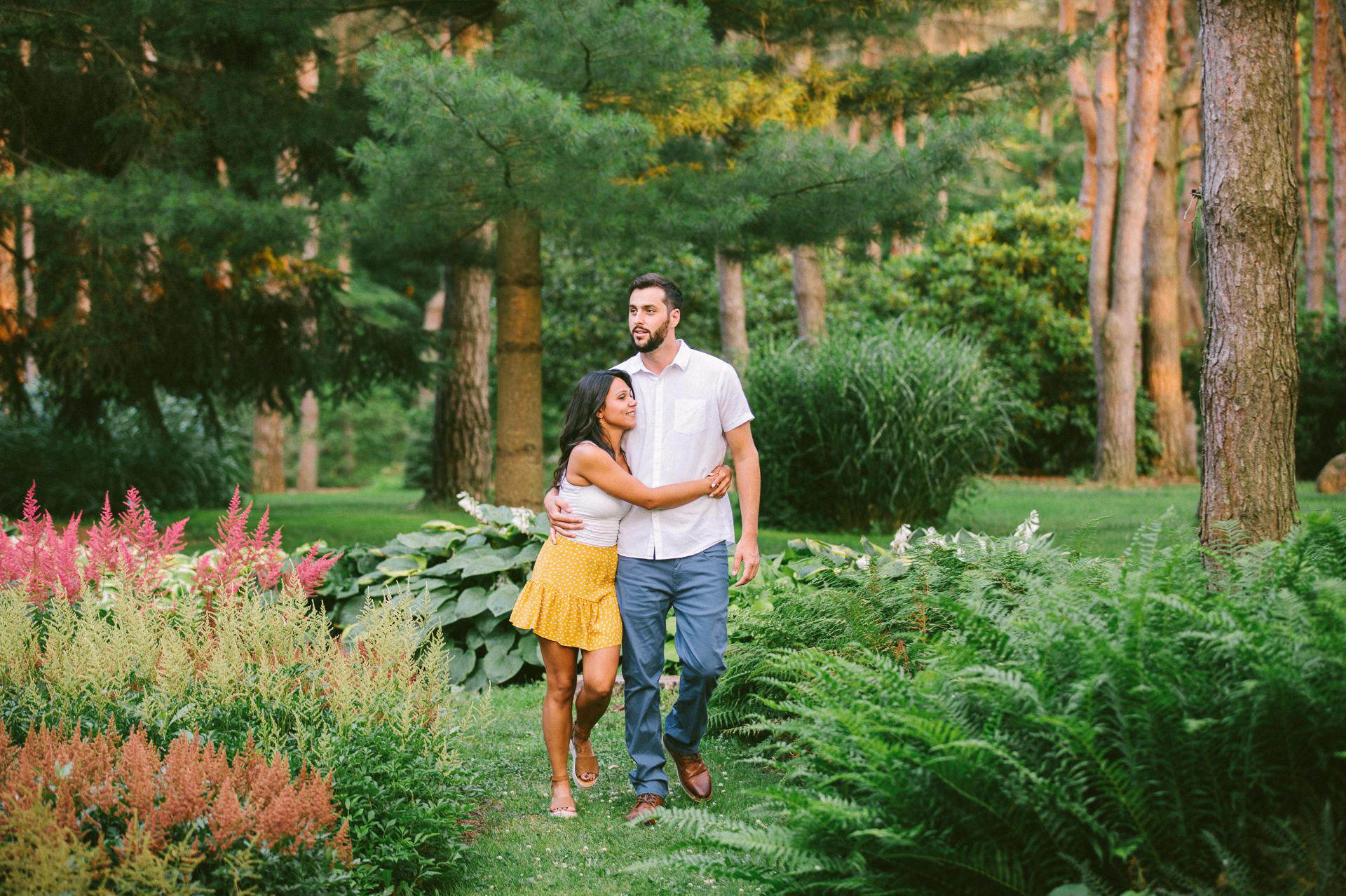 Cleveland Metroparks Engagement Photos 20.jpg