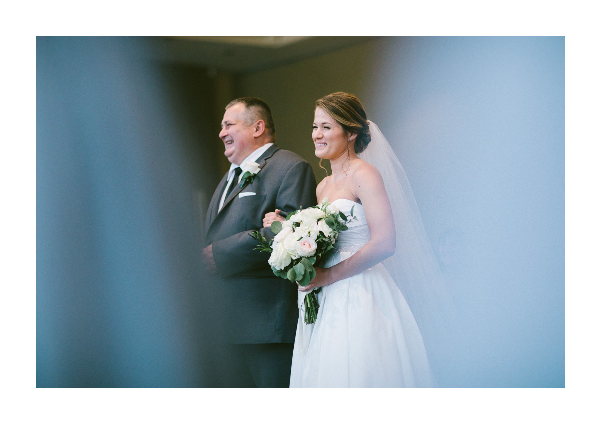 Dowtown Hilton Cleveland Wedding Photographer 2 10.jpg