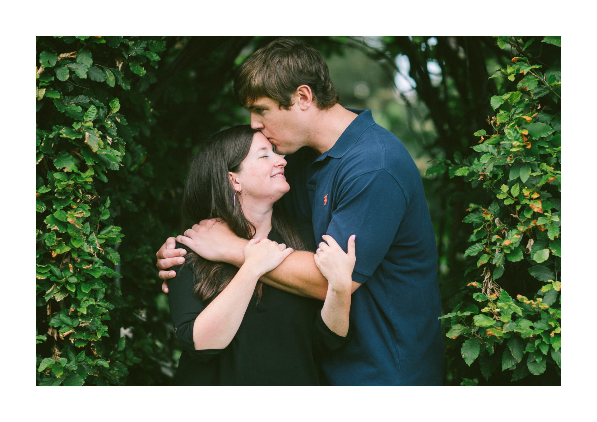 Cleveland Botanical Gardens Engagement Photos 19.jpg