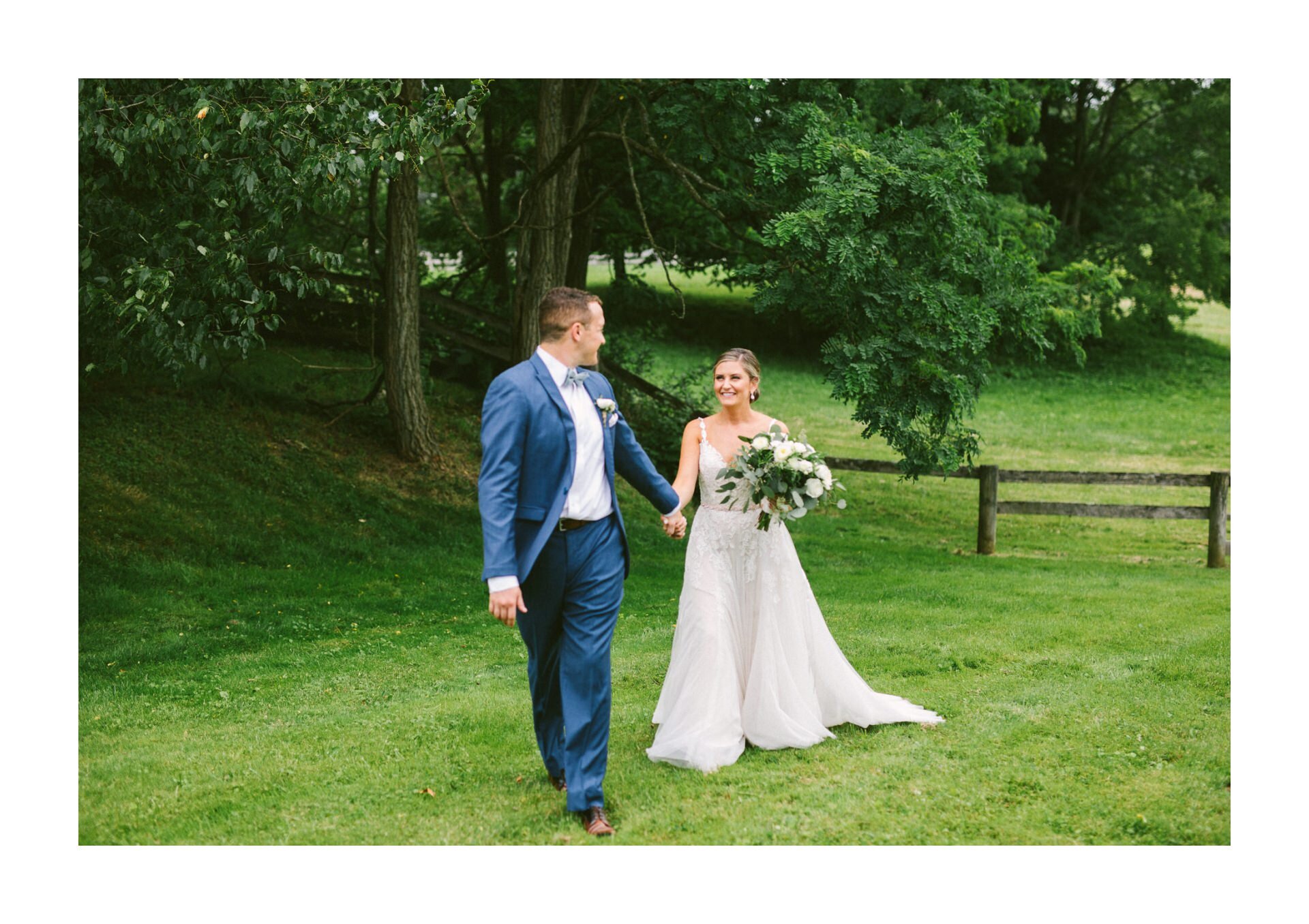 Crystal Brook Farm Wedding Photographer in Chagrin Falls 1 28.jpg