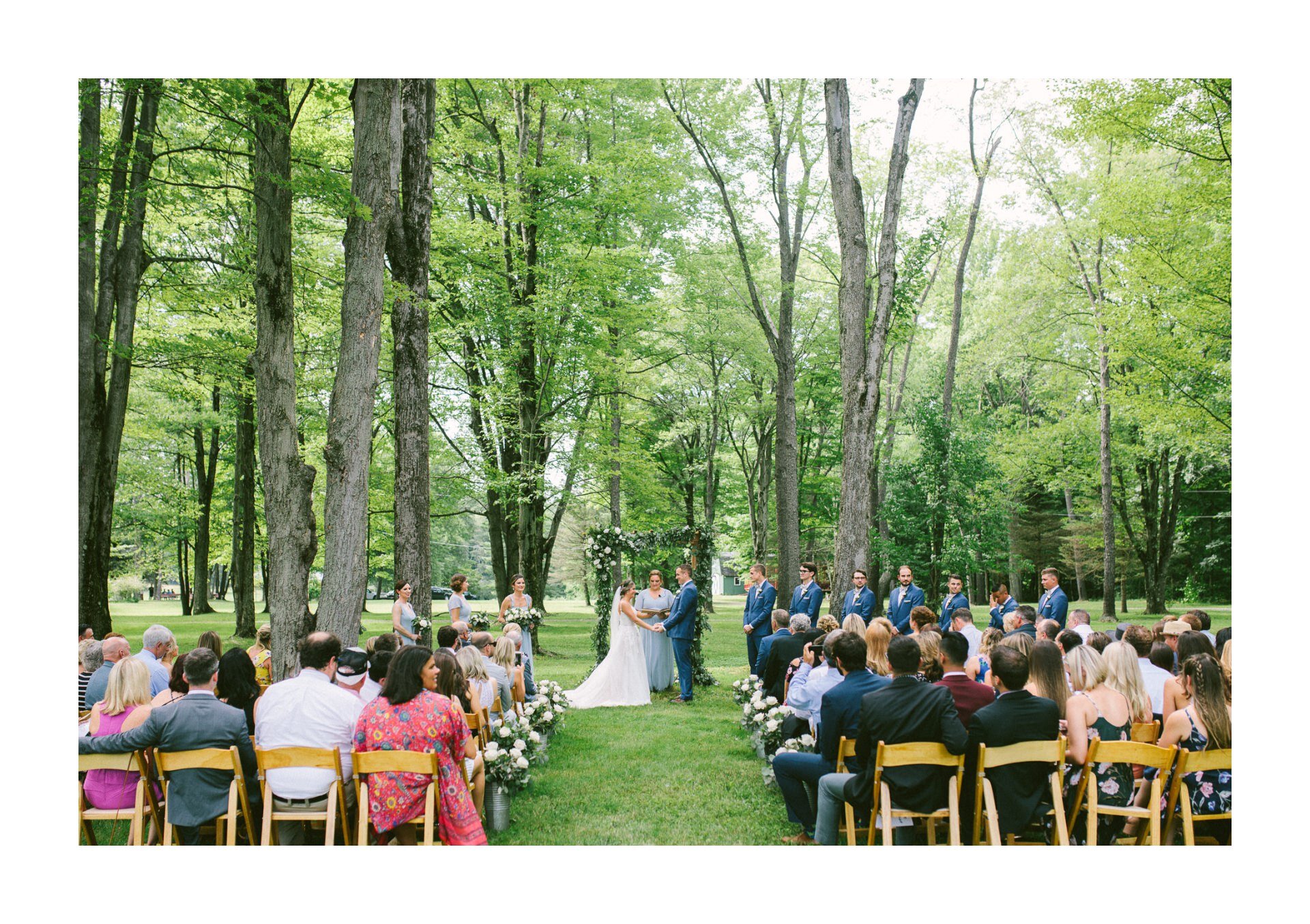 Crystal Brook Farm Wedding Photographer in Chagrin Falls 2 2.jpg