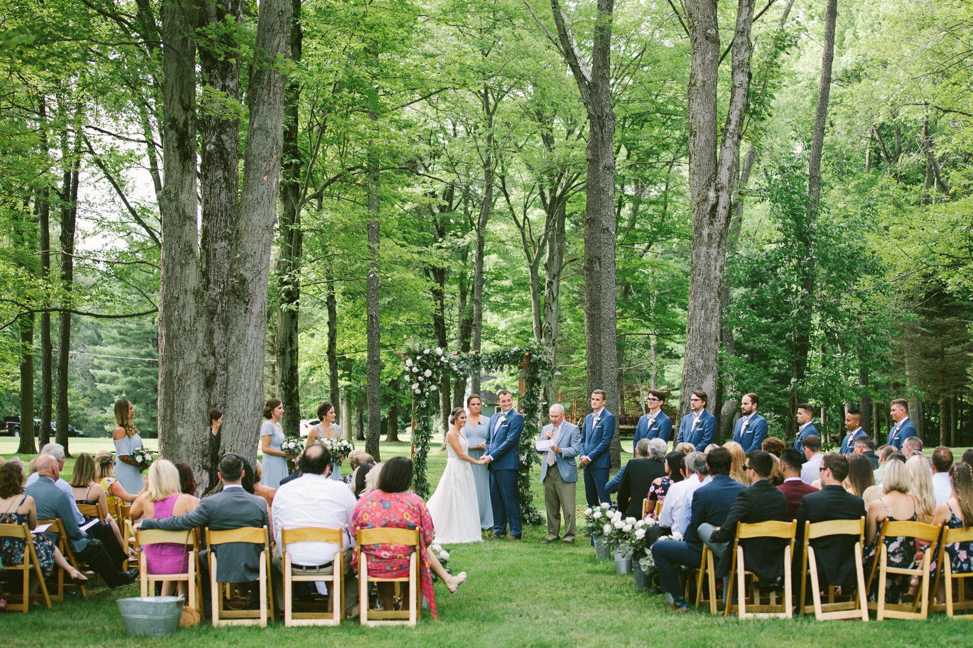 Crystal Brook Farm Wedding Photographer in Chagrin Falls 2 7.jpg
