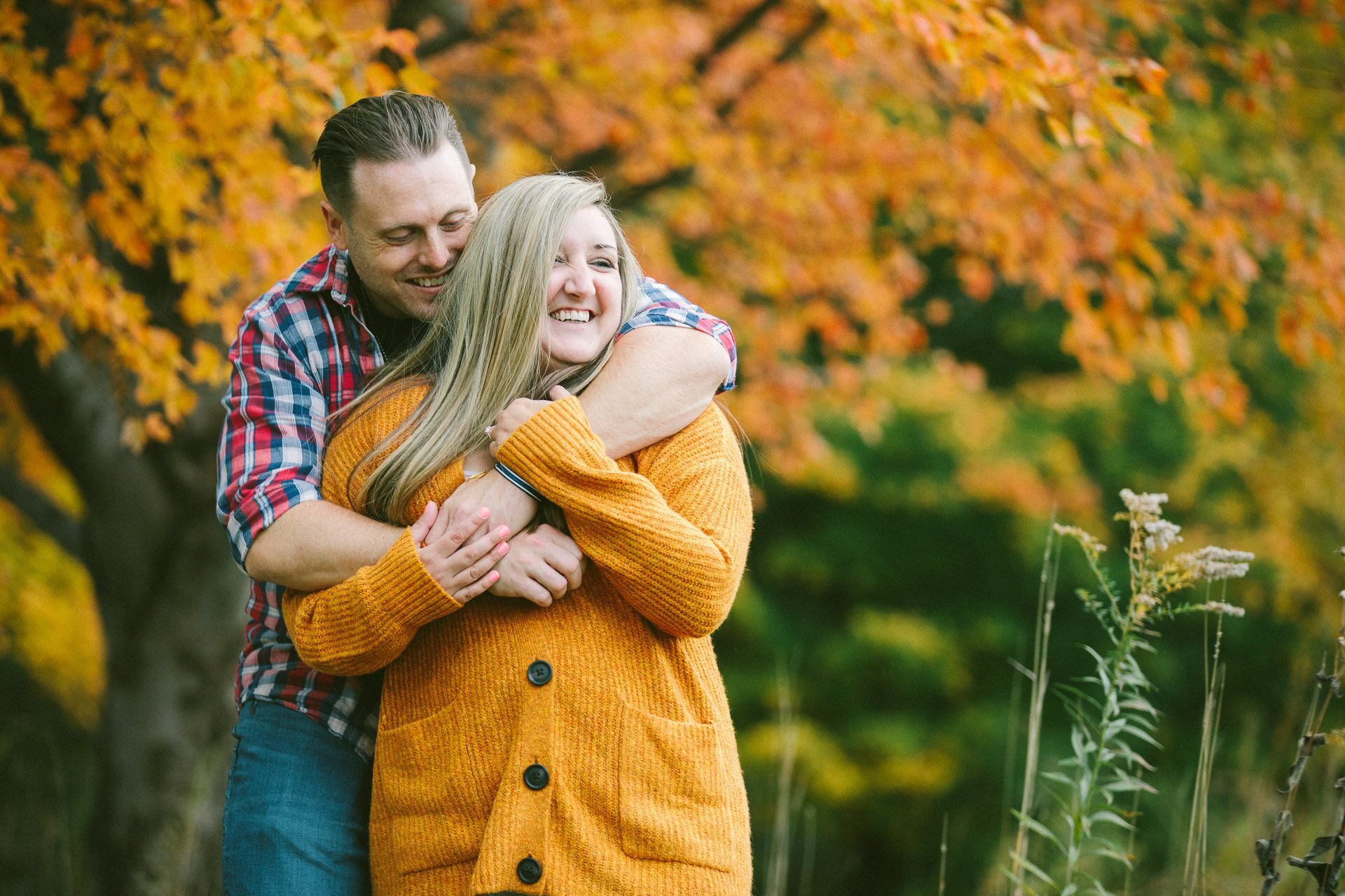 Cleveland Fall Engagement Photos 14.jpg