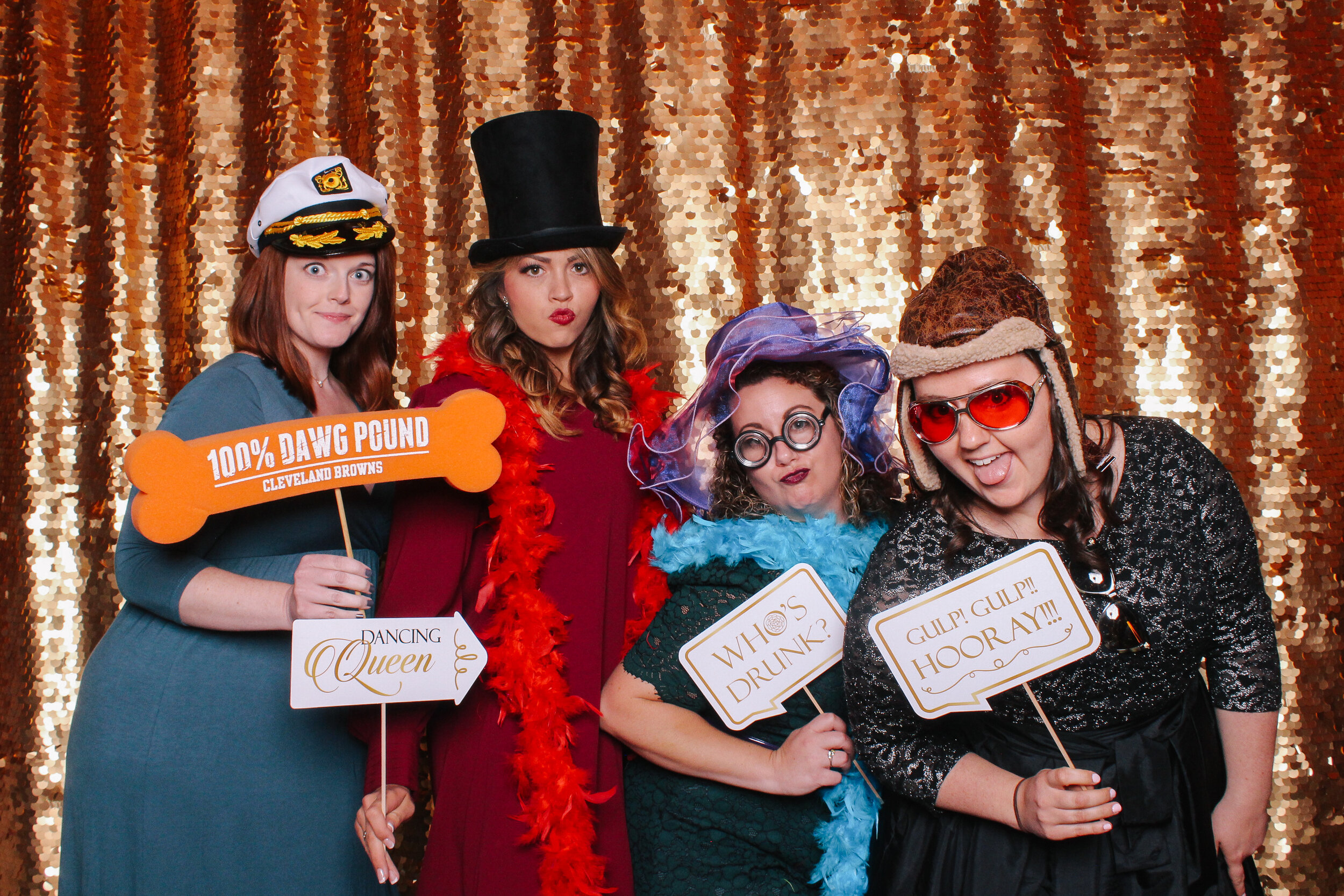 0050 Meadow Ridge Farm Wedding Photobooth in Cleveland.jpg