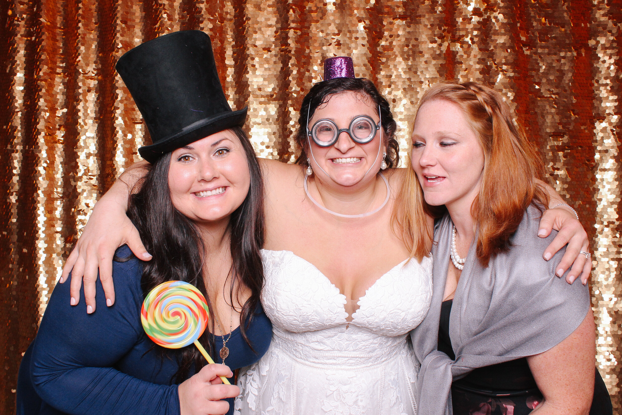 0163 Meadow Ridge Farm Wedding Photobooth in Cleveland.jpg