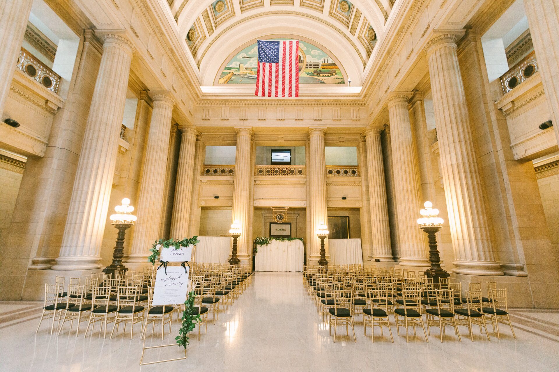 Cleveland City Hall Rotunda Wedding Photos 1 44.jpg
