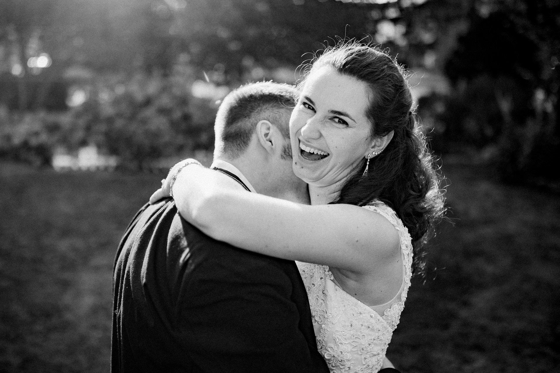 Lakewood Ohio Backyard Micro Wedding Photographer 1 45.jpg