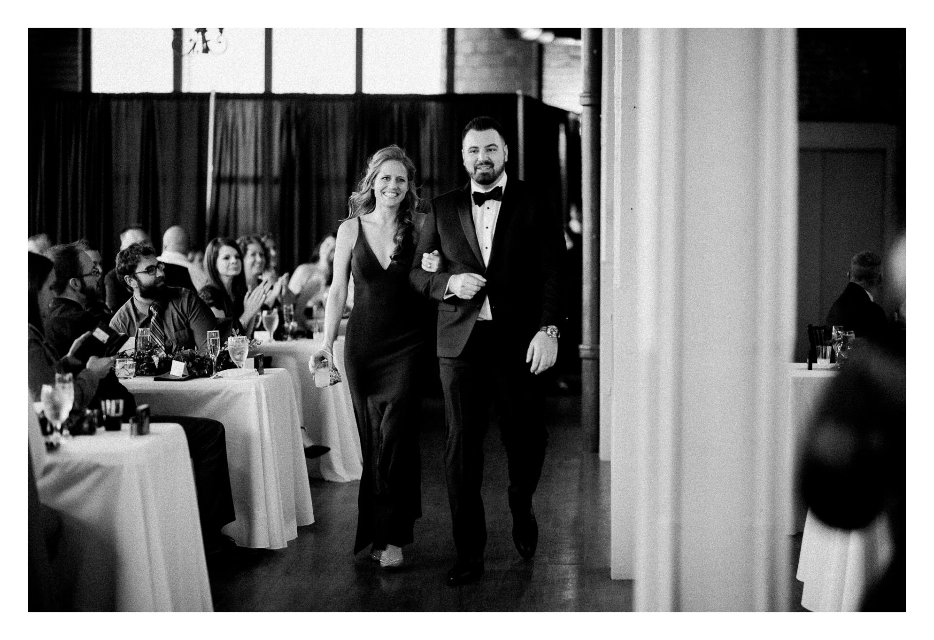 Ariel International Cleveland Wedding Photographer 2 33.jpg