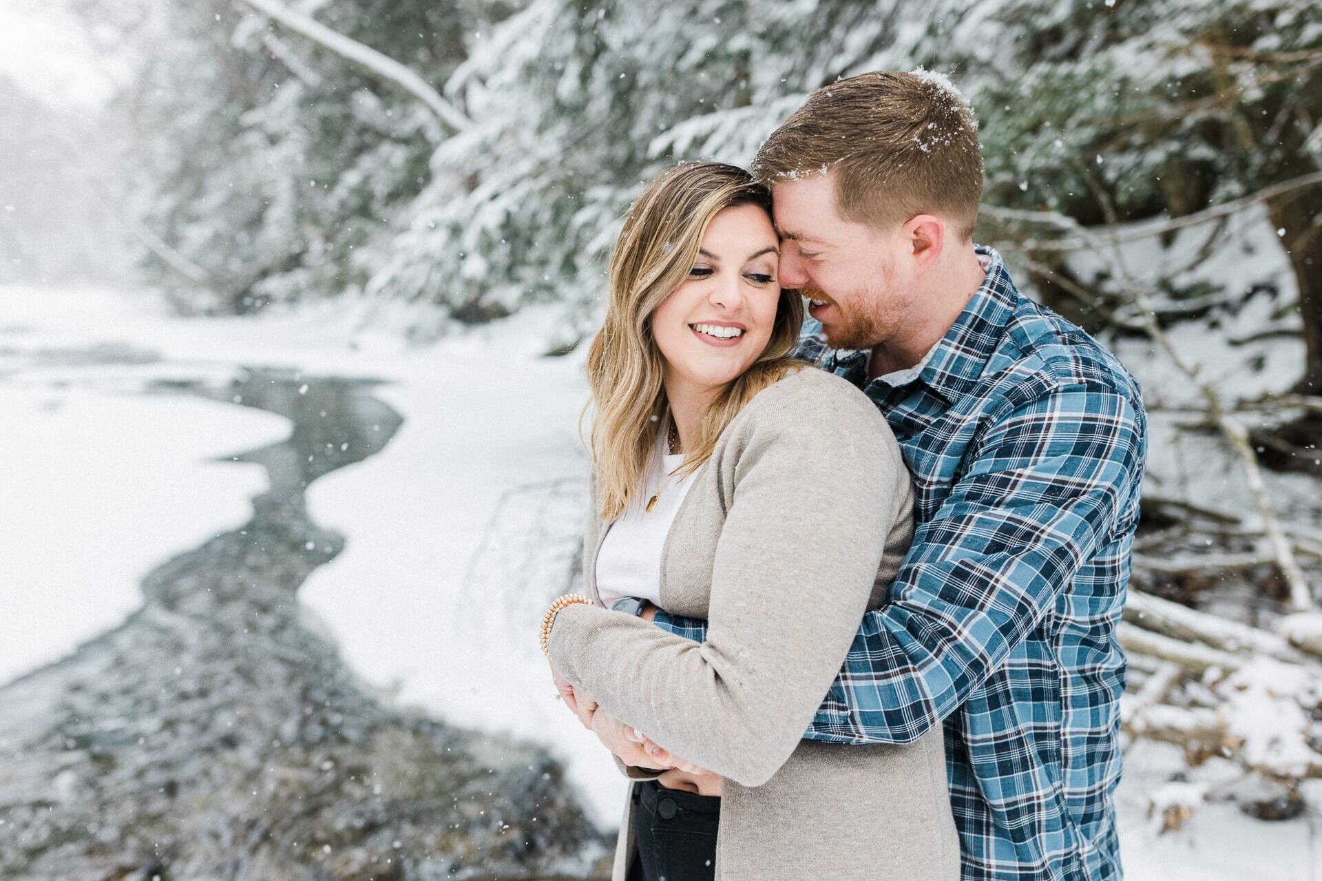 Chargrin Falls Winter Engagement Photos 8.jpg