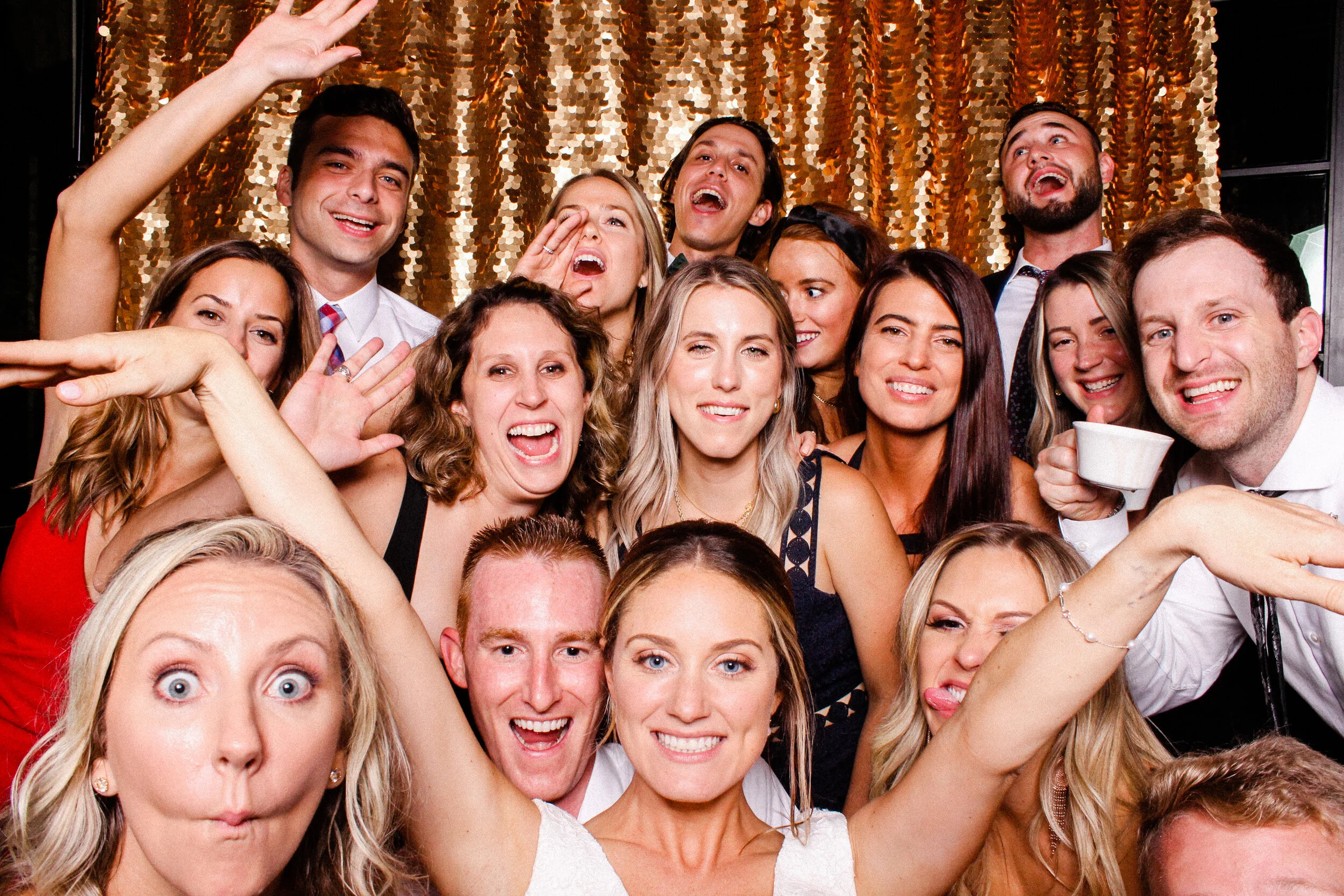 Megan + Phil // a kirtland country club wedding photobooth 