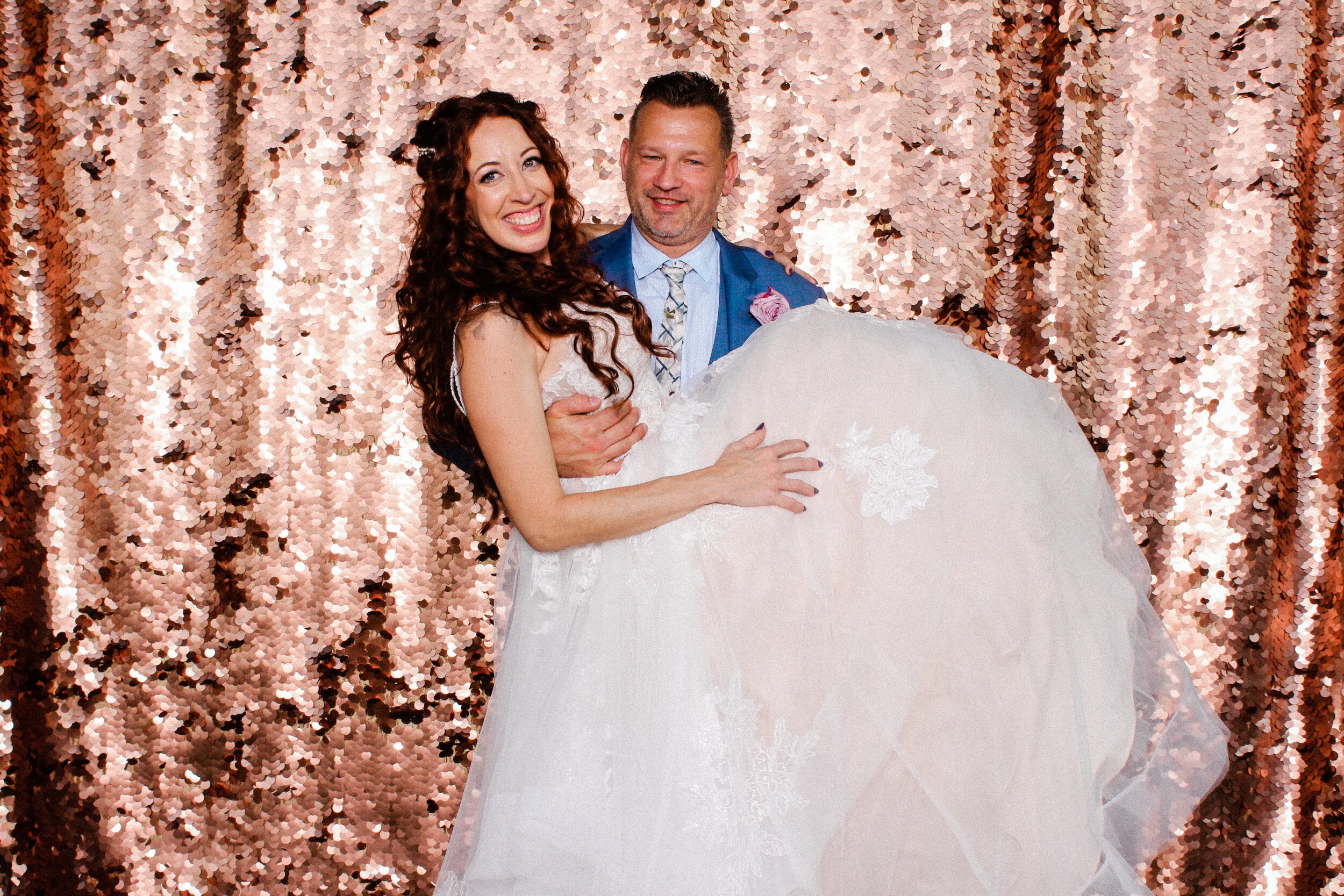 Lindsay + Jason // a medina photobooth at the thyme2 restaurant