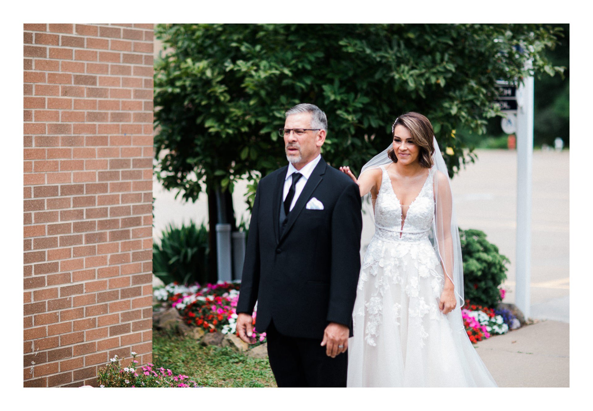 Cleveland Wedding Photographer at Windows on the River 01 9.jpg