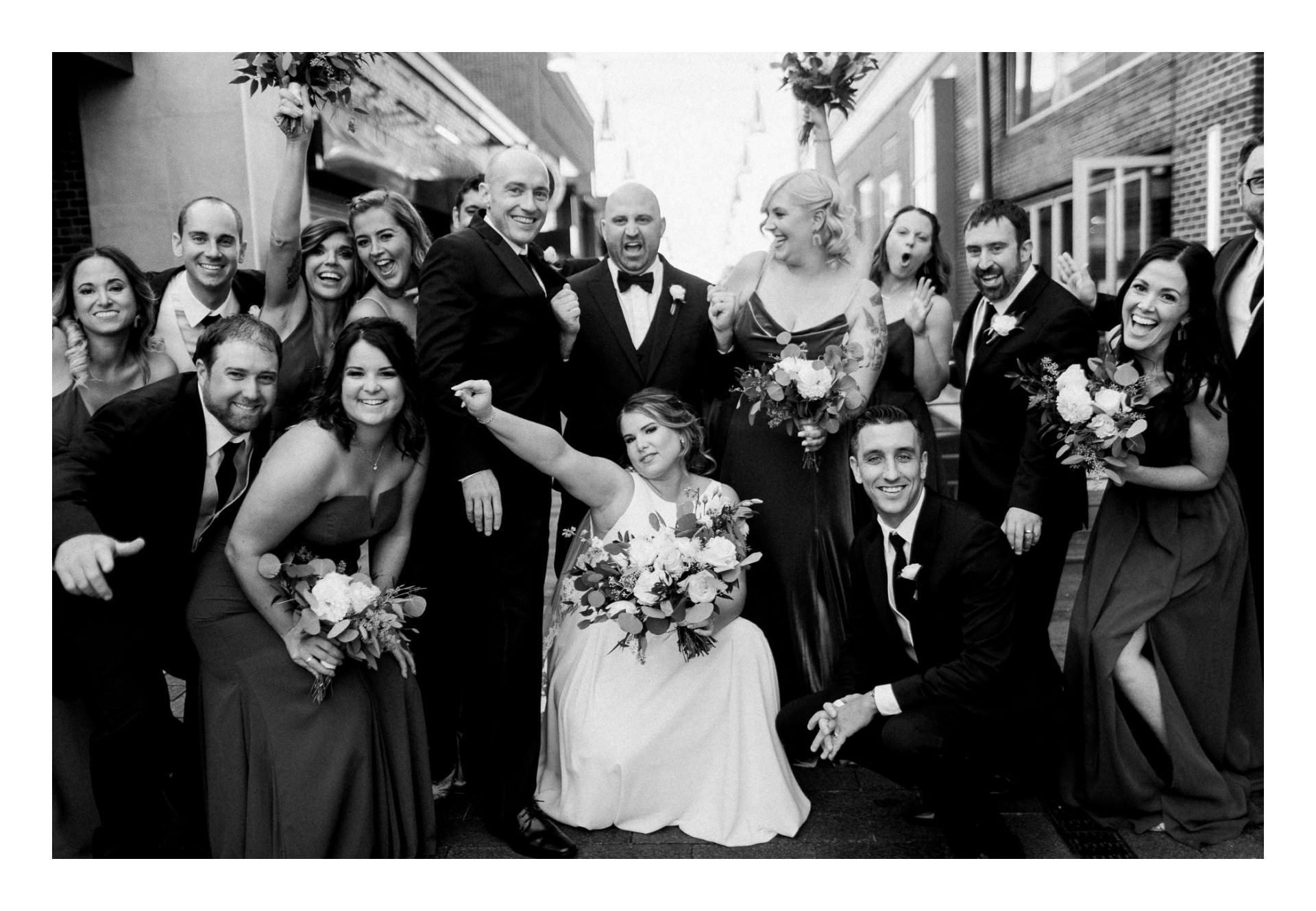 Crocker Park Wedding Photographer at Market Square in Westlake 01 23.jpg
