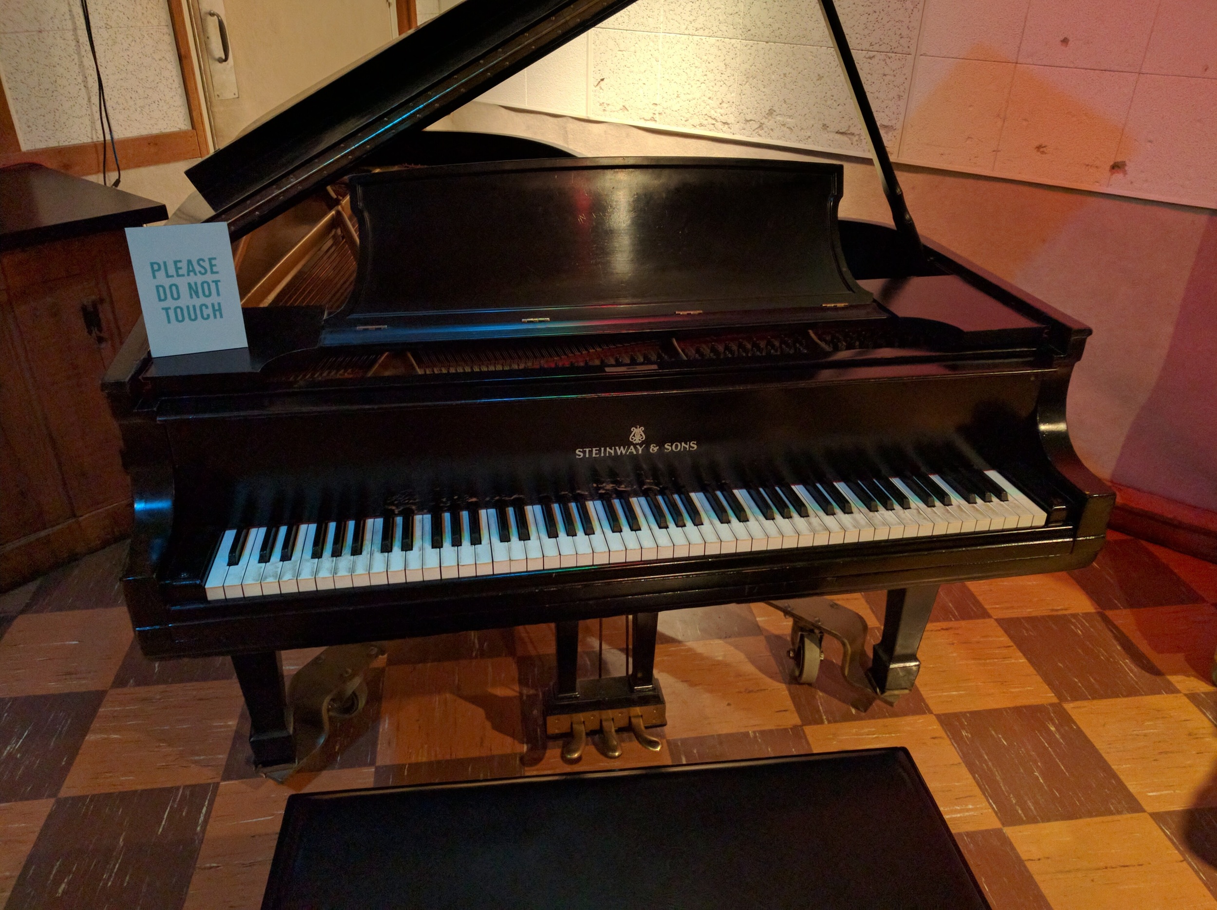  Piano at RCA Studio B, the saem piano Elvis, Paul McCartney and many others have played 