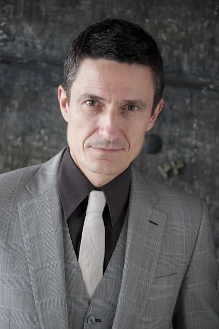 Lead actor Pascal Yen-Pfister as Pernell