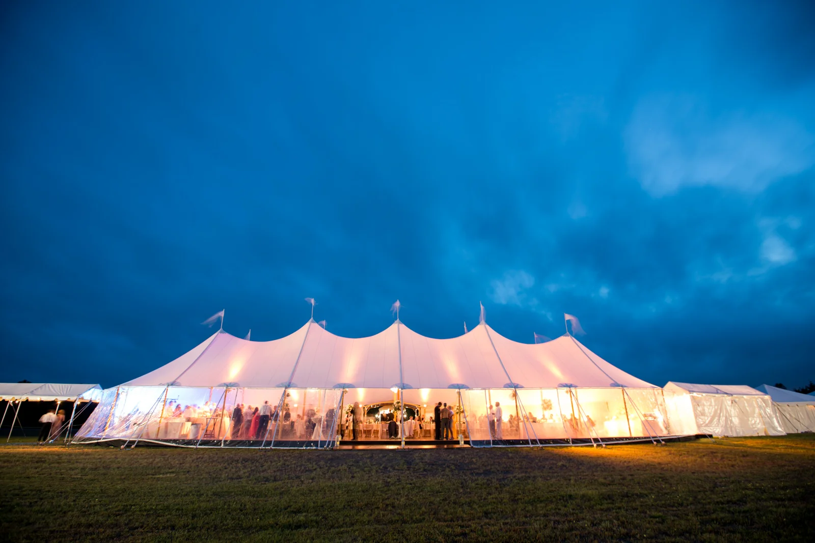Figure eight island wedding-48.jpg