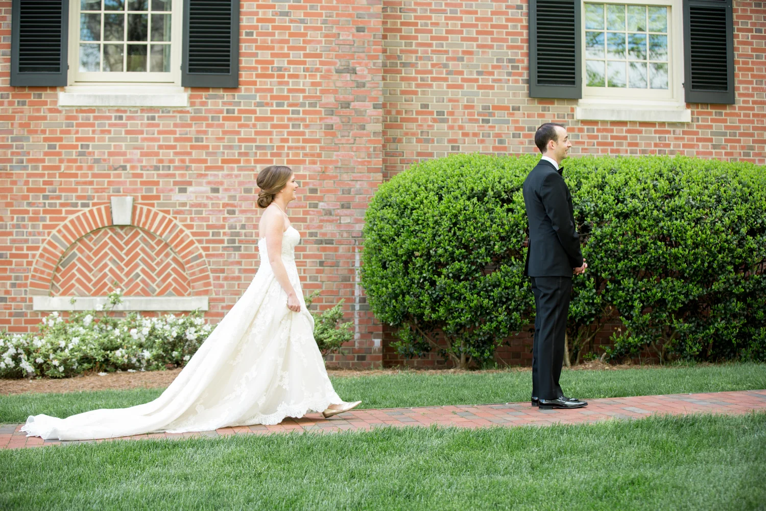 Carolina Inn Wedding 03.jpg