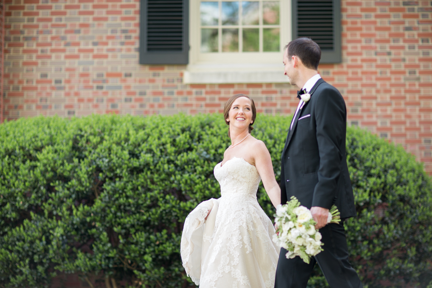 Carolina Inn Wedding 06.jpg