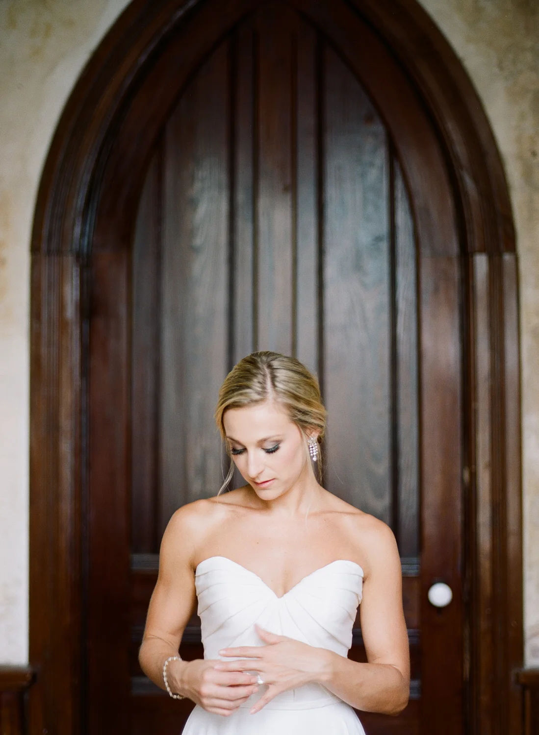 Film Photographer Wedding 14.jpg