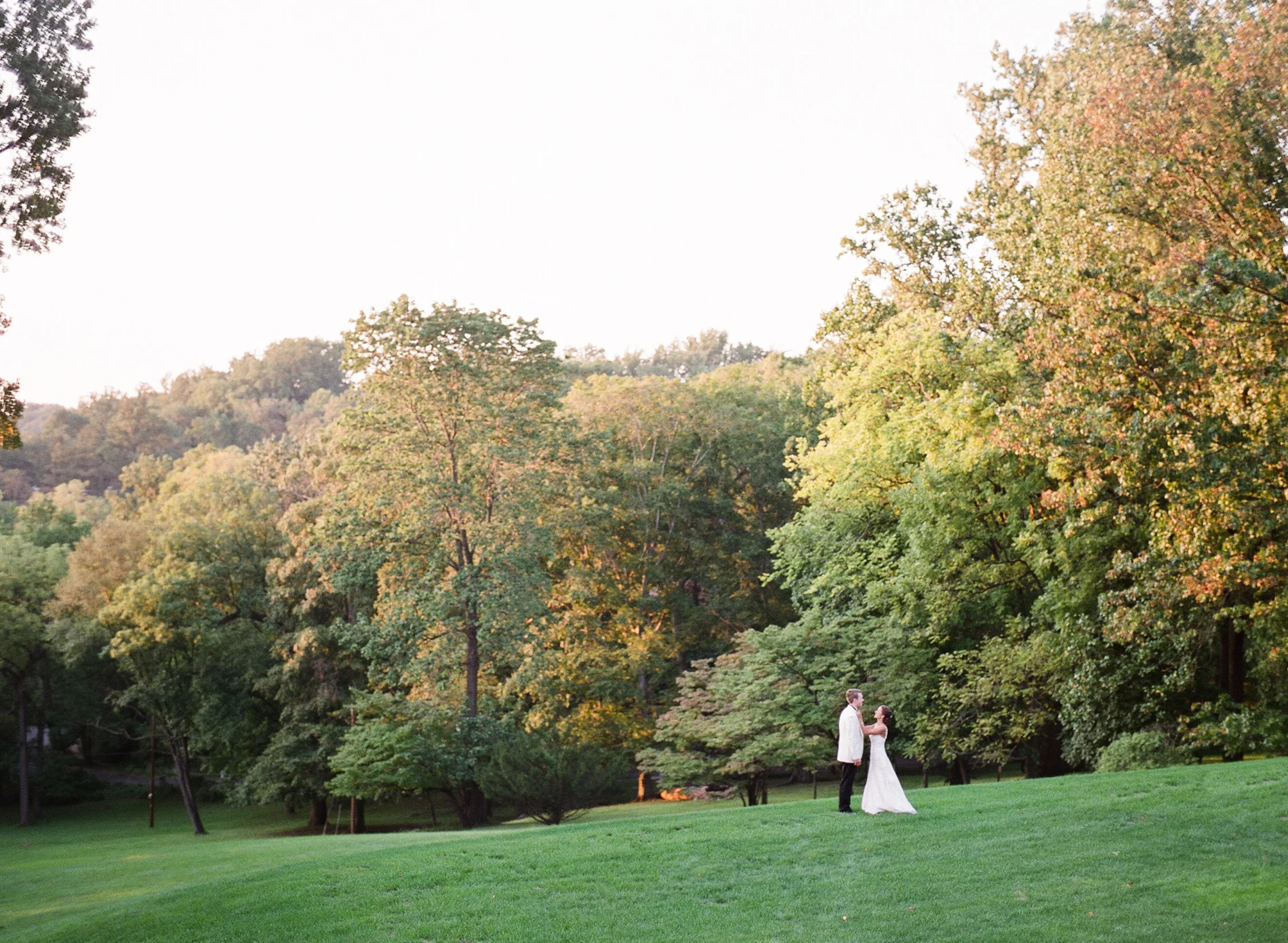 Baltimore Country Club Wedding Film Photographer 03_.jpg