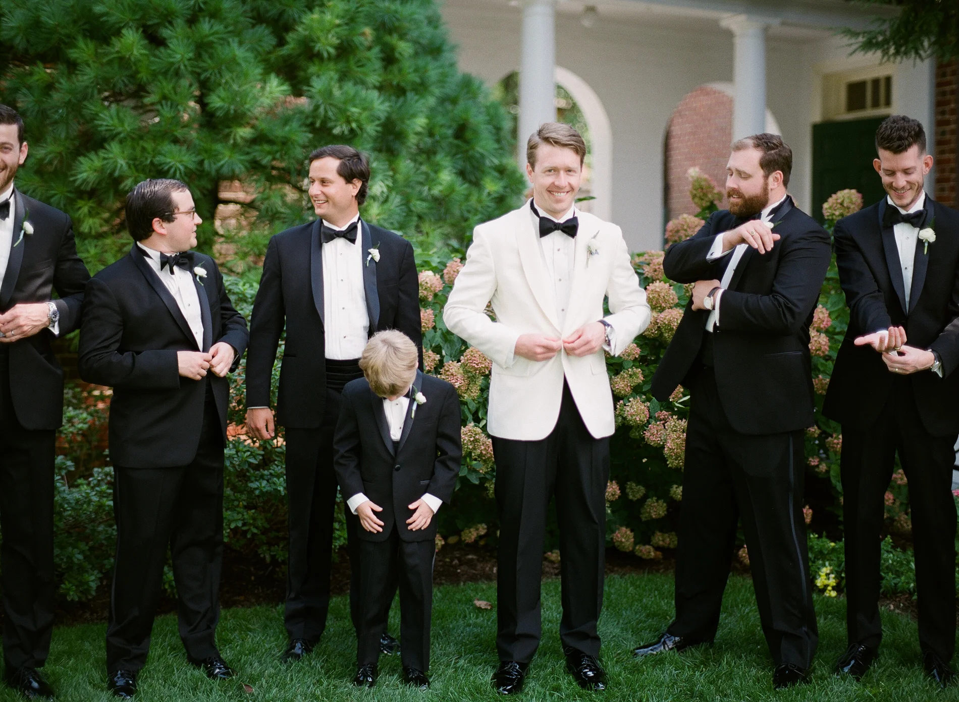 Baltimore Country Club Wedding Film Photographer 13_.jpg