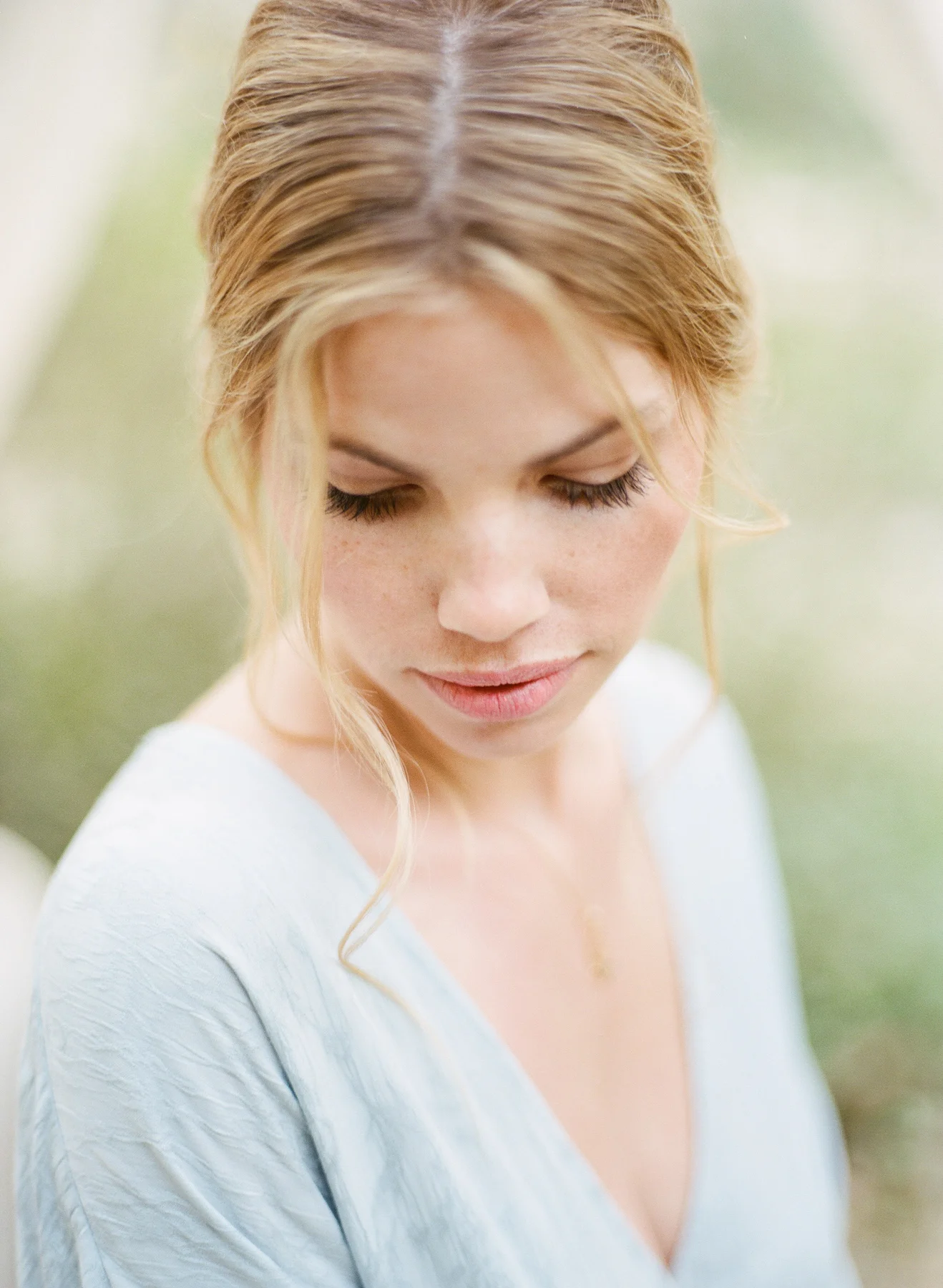 Airlie-gardens-wedding-nc-film-photographer-10.jpg