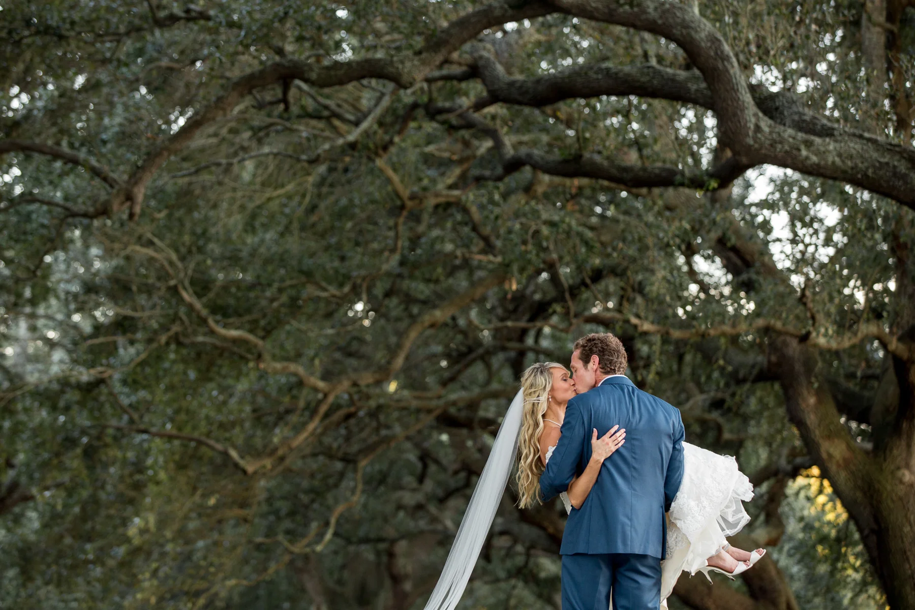 Charleston-best-wedding-photographer-SC-34.jpg