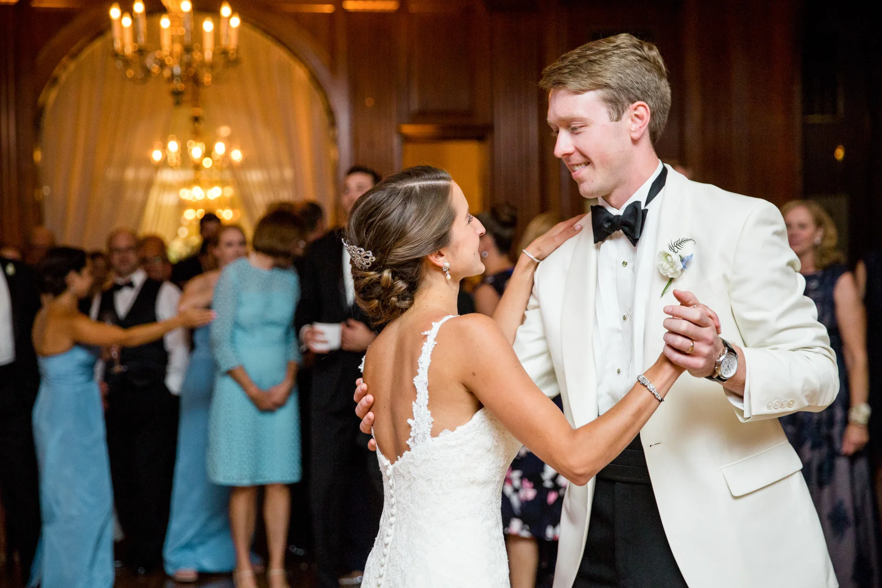 Baltimore-Country-Club-Wedding-046.jpg