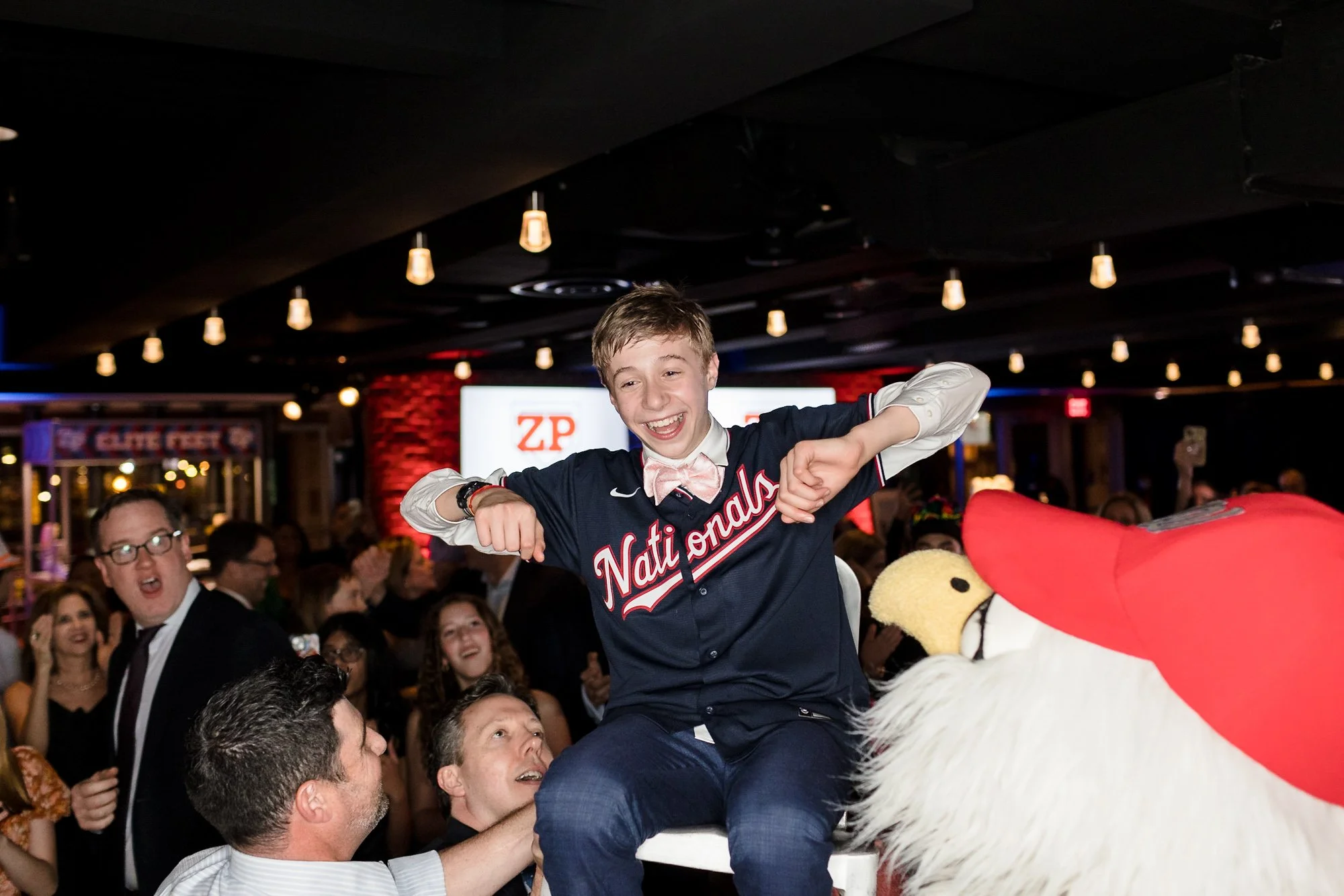 DC-bar-and-bat-mitzvah-photographer-028.jpg
