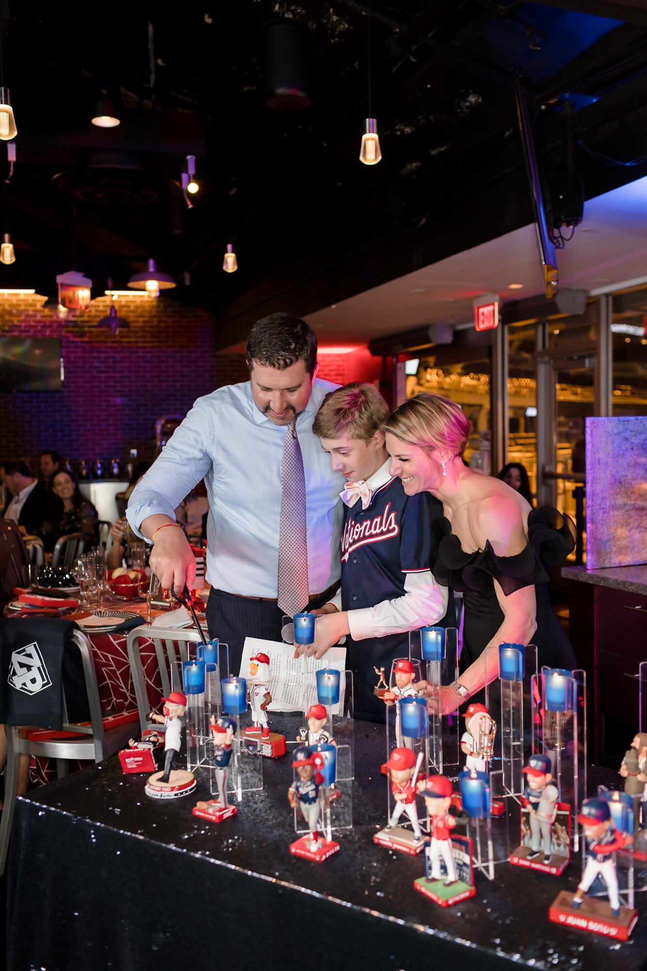 DC-bar-and-bat-mitzvah-photographer-030.jpg
