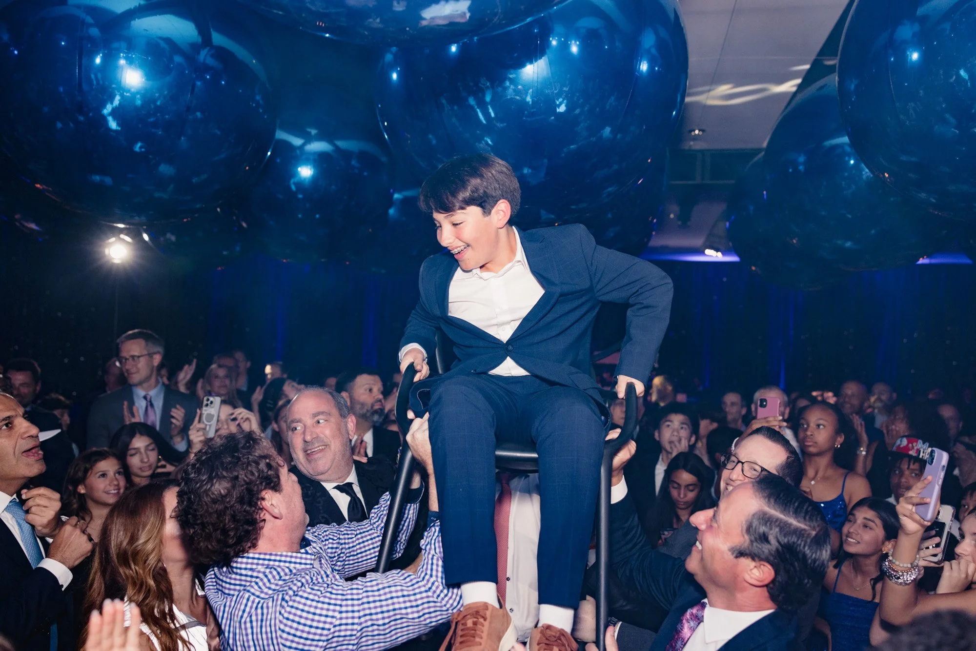 DC-bar-and-bat-mitzvah-photographer-072.jpg