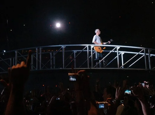 17353_u2-concert.png (Copy)