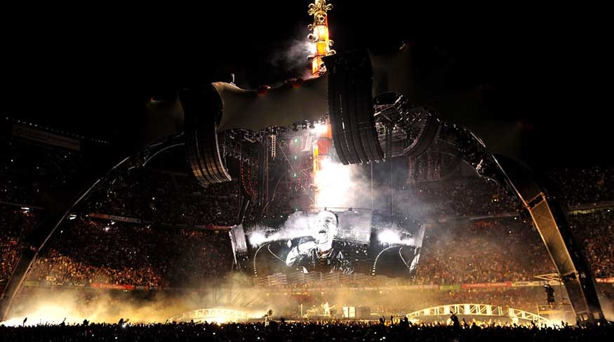 u2_stage.jpg